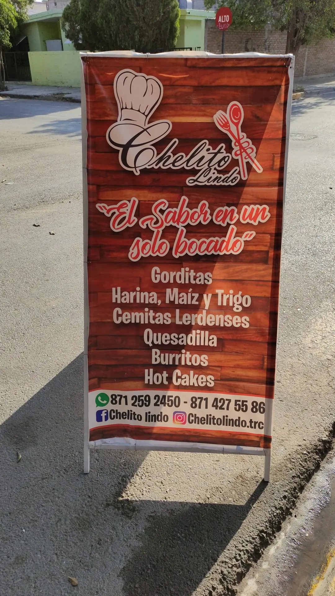 Chelito Lindo image 4