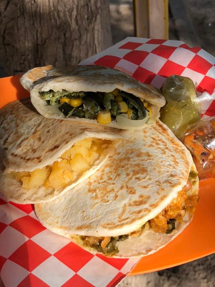 Chelito Lindo image 7