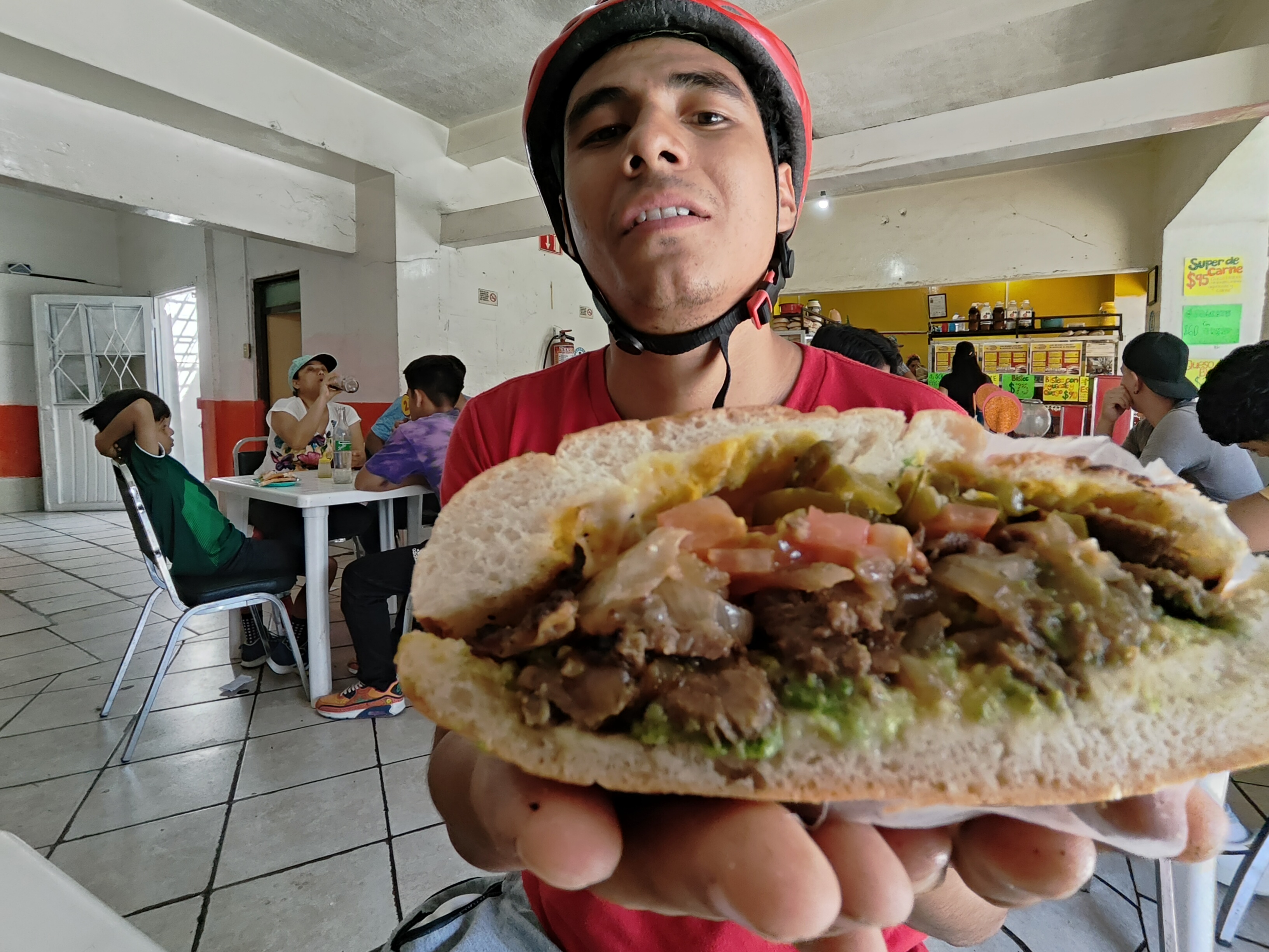 Super Lonches Don Luis image 1