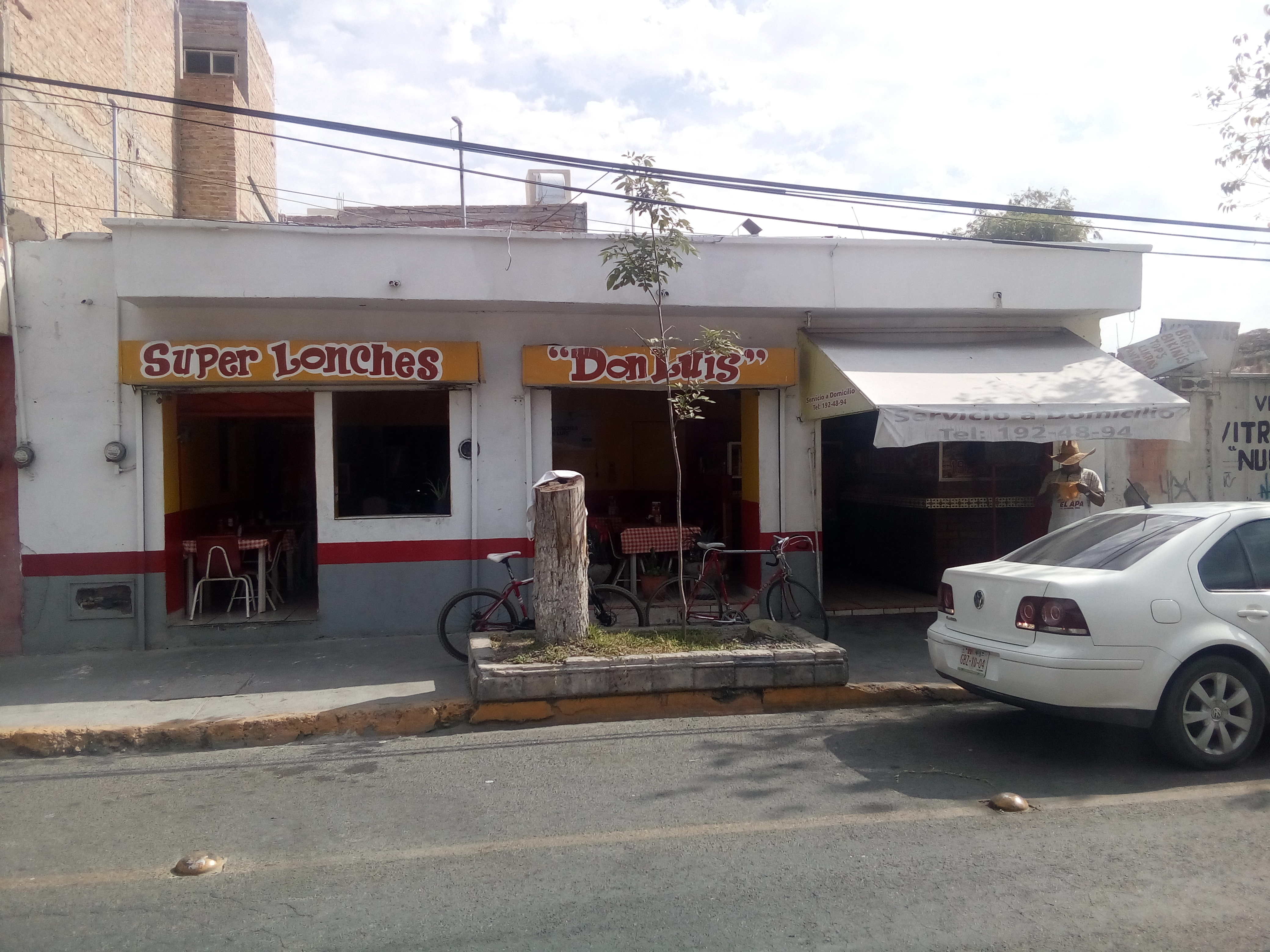 Super Lonches Don Luis image 2