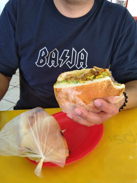 Super Lonches Don Luis image 3