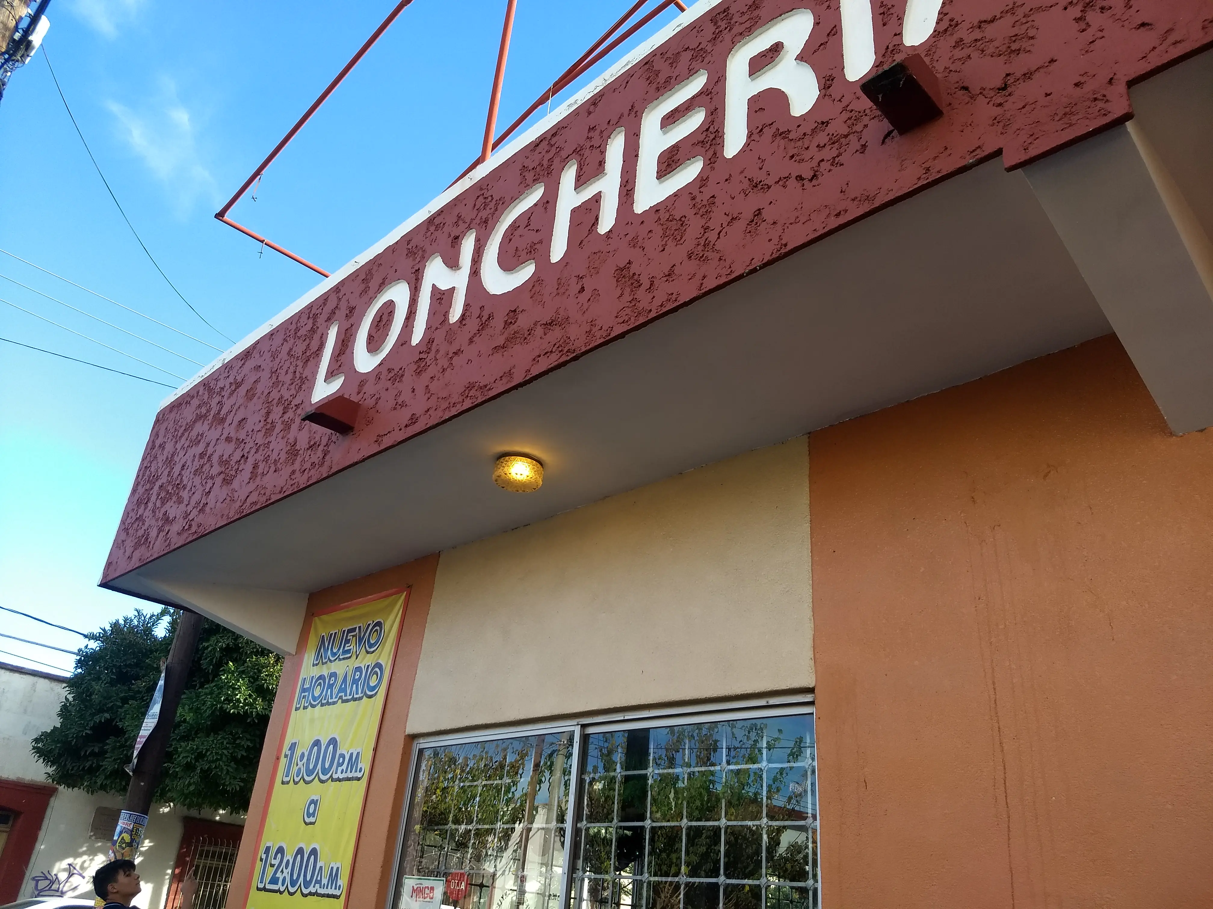 Loncheria Mingo image 4