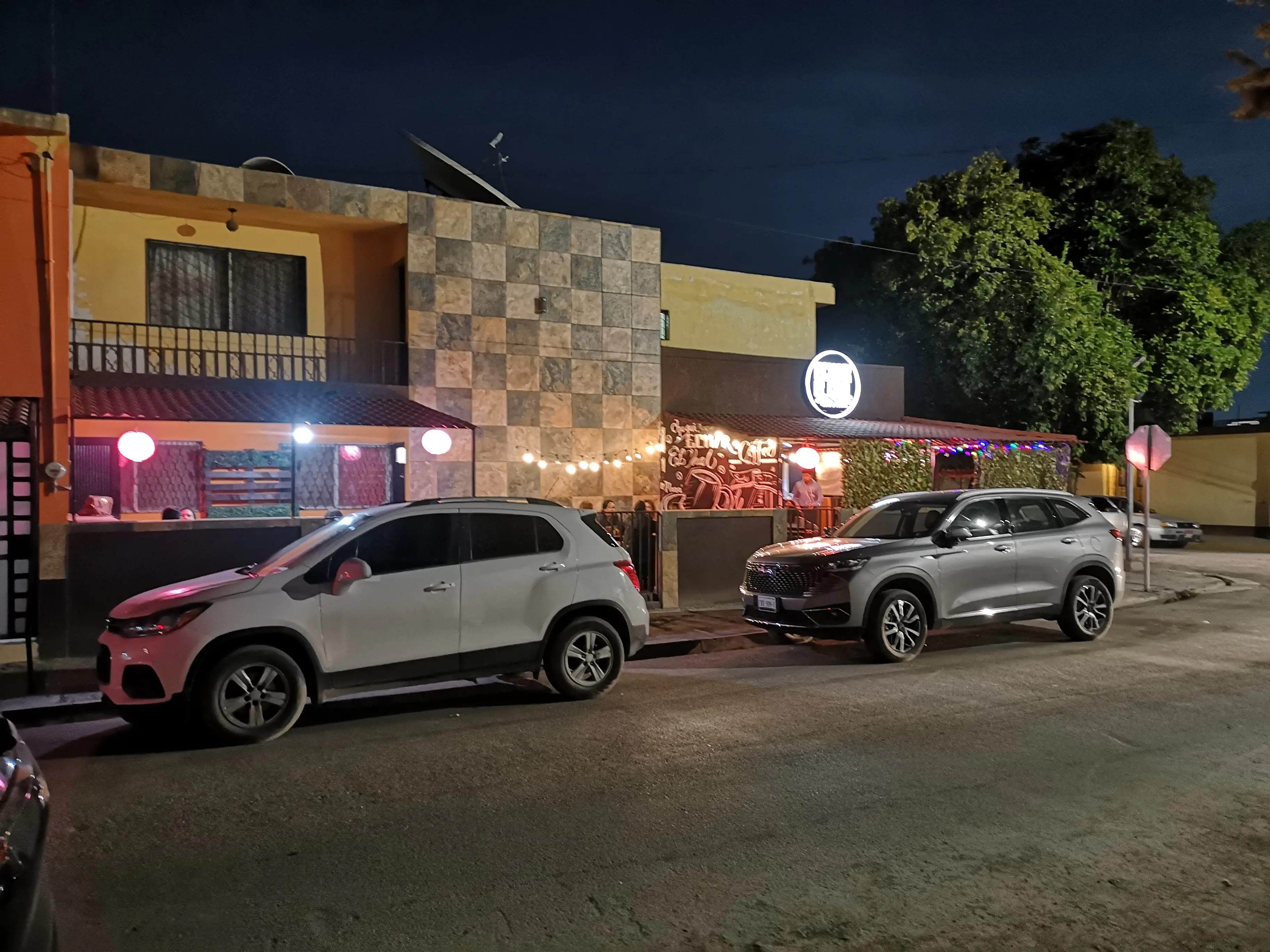 Echar El Chal image 8