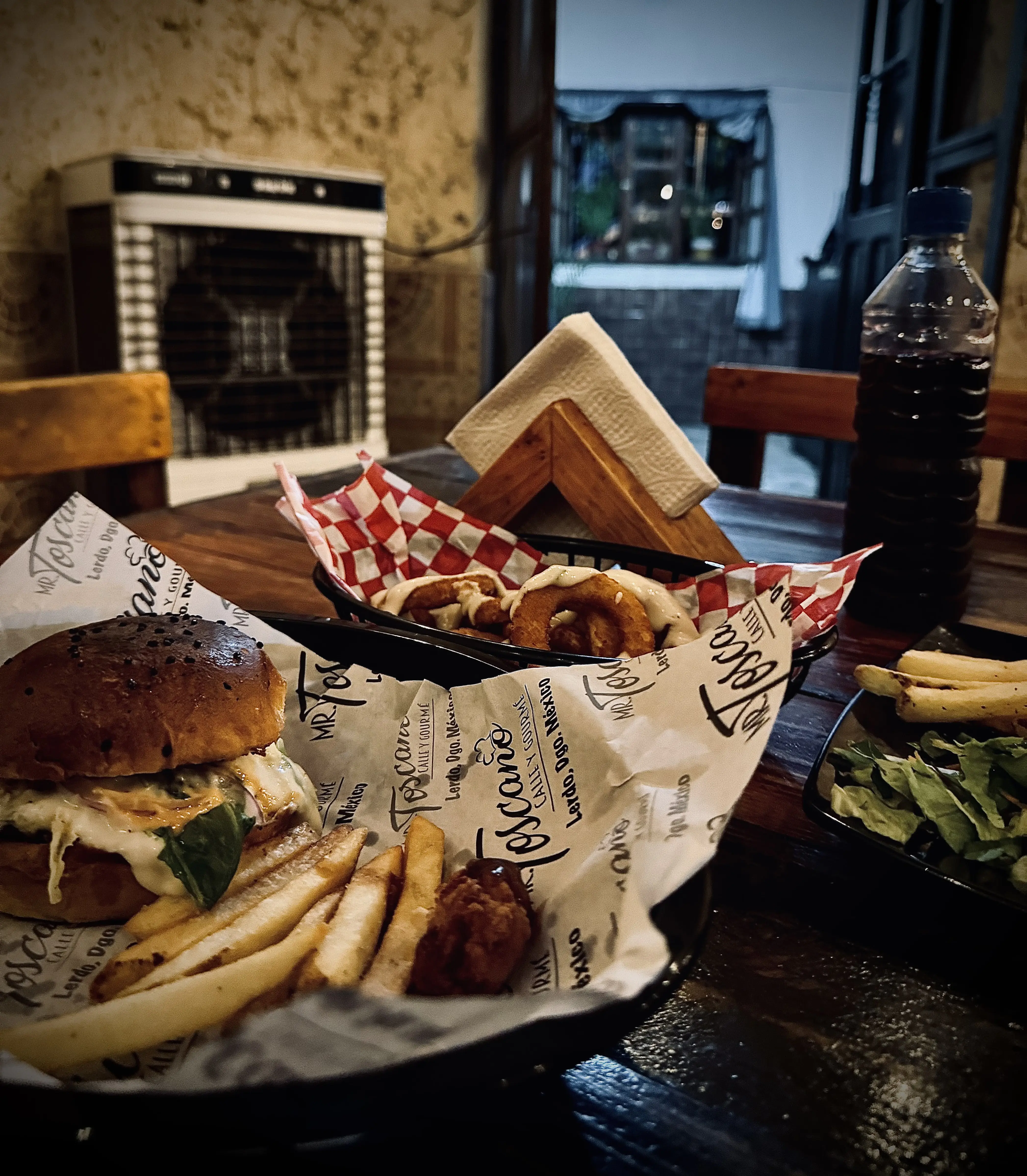 MR TOSCANO HAMBURGUESAS image 5