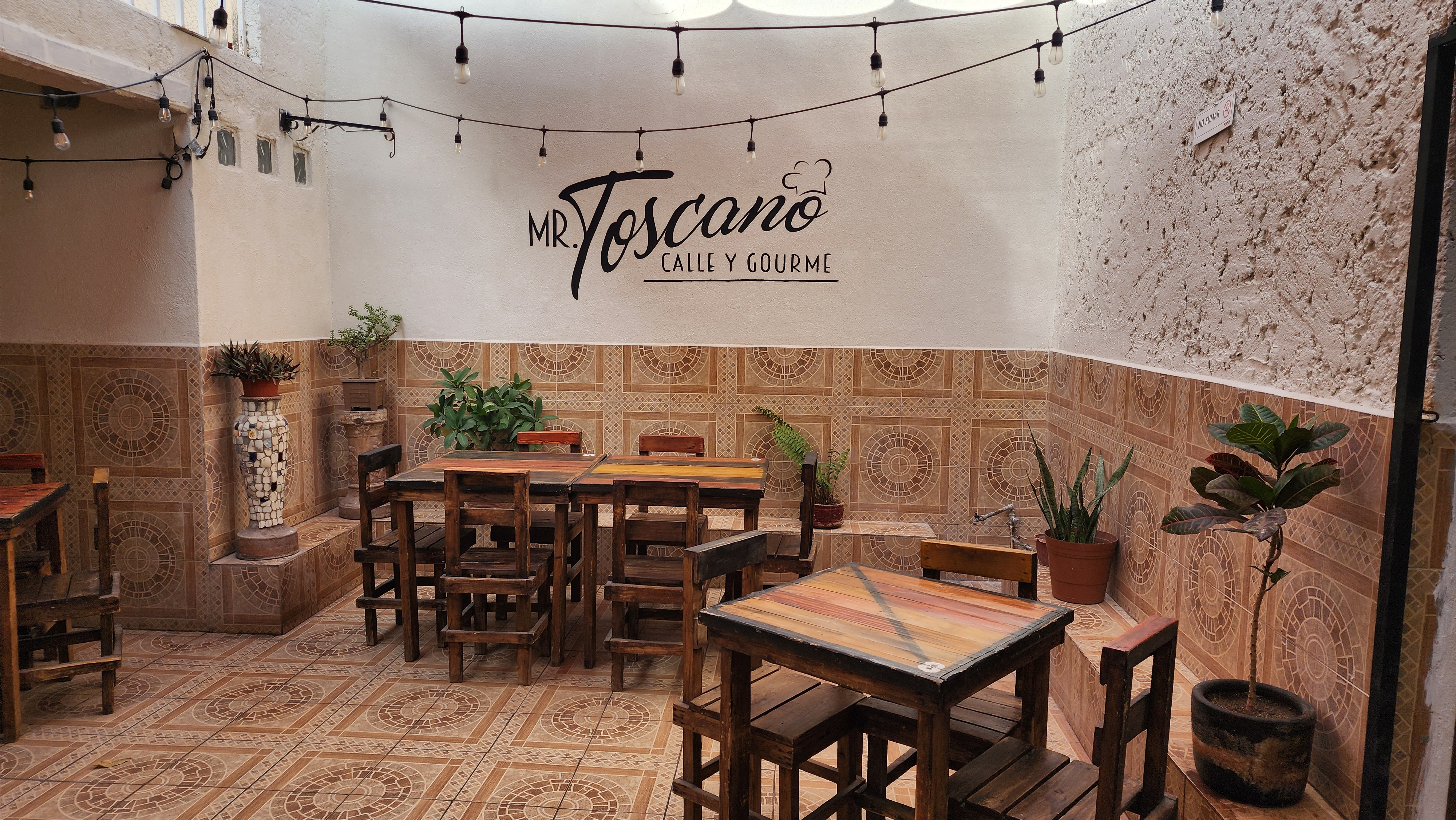 MR TOSCANO HAMBURGUESAS image 10