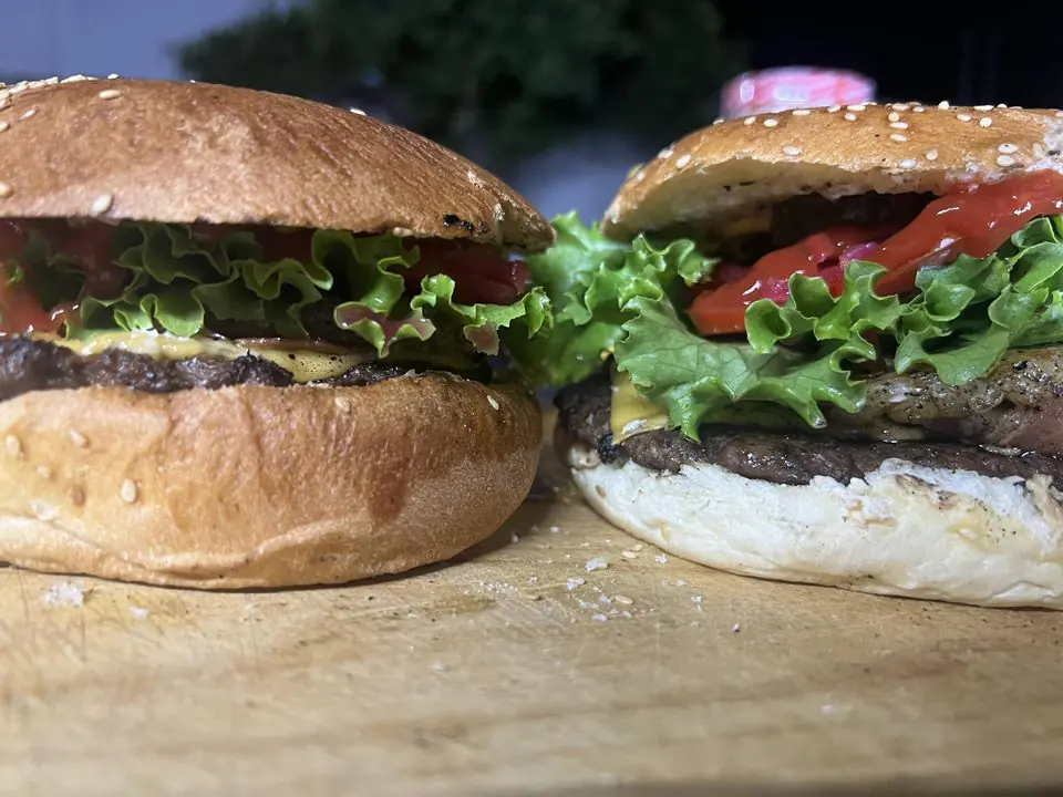 Pandy Burgers image 1