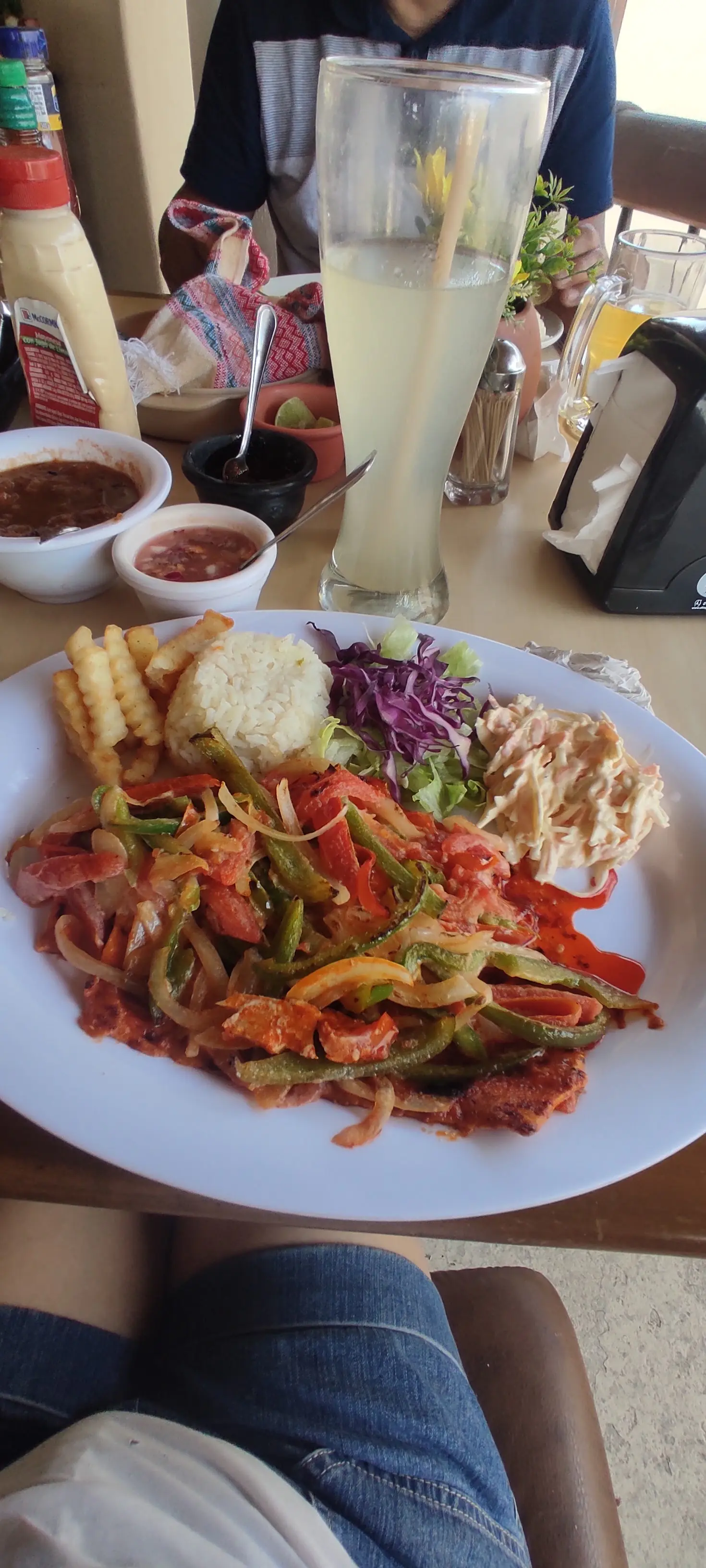 Restaurante El Guero Mariscos Y Cortes Finos image 5