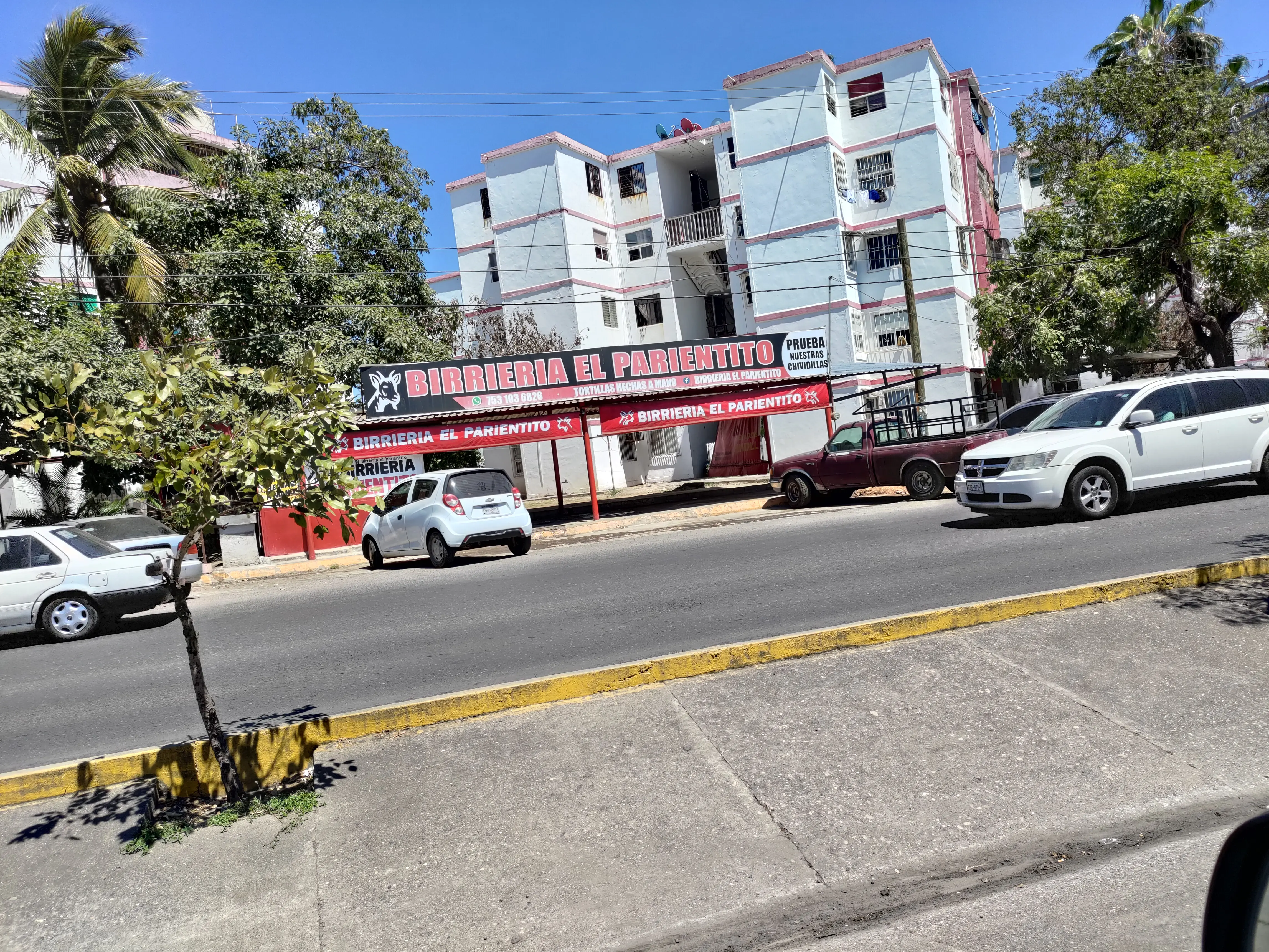 Birrieria el parientito image 7