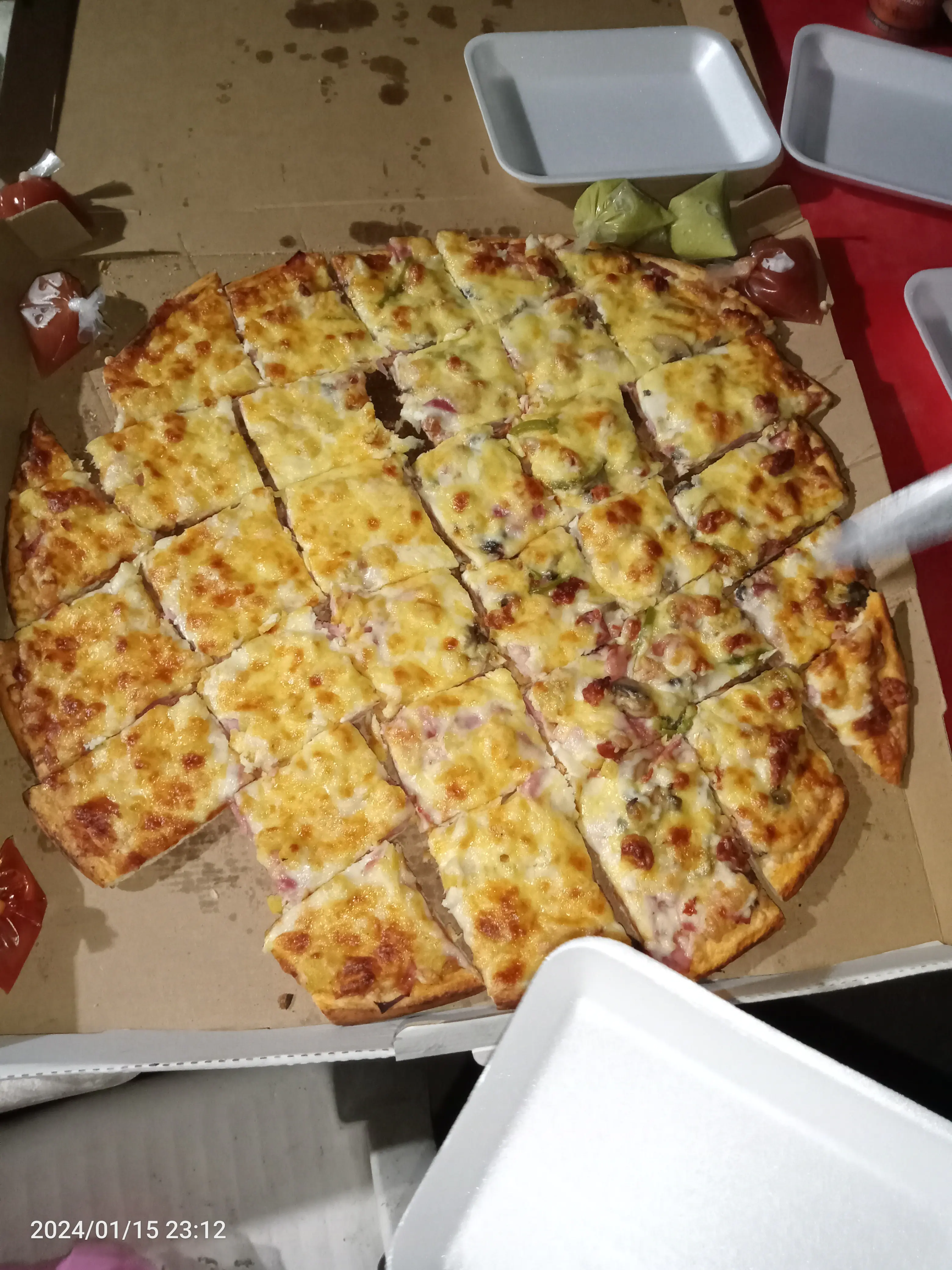 Pizzeria Luigi image 9