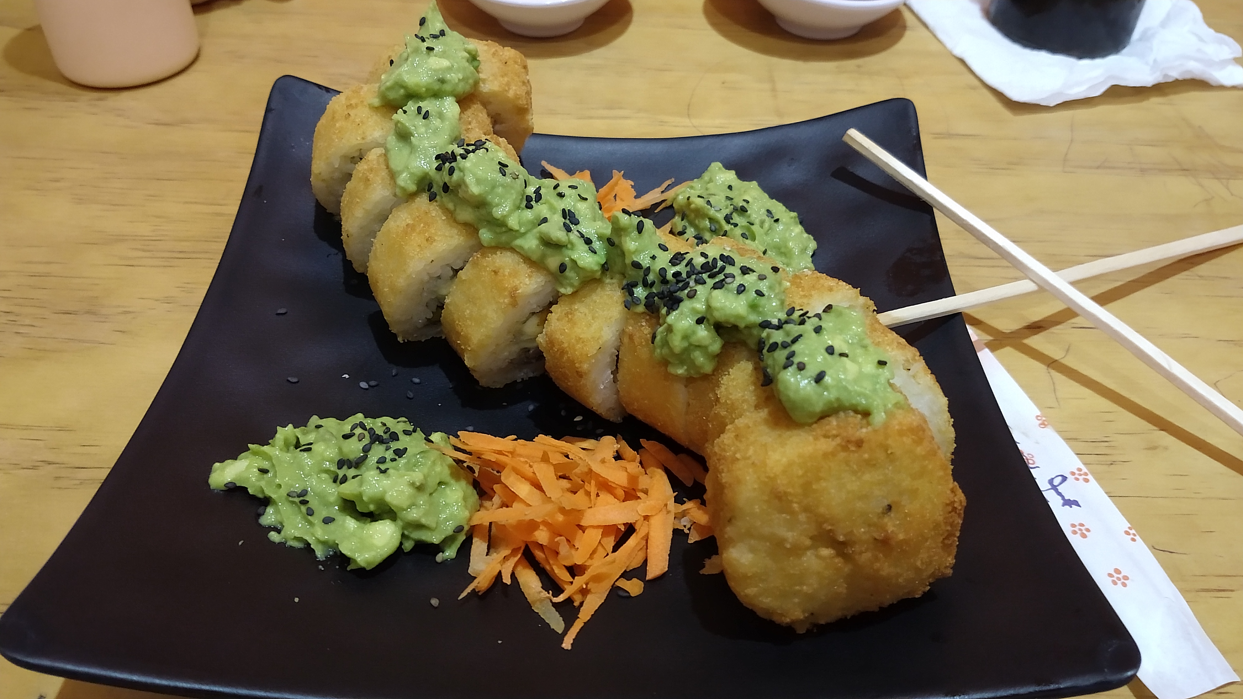 Loto Sushi & Beer image 3