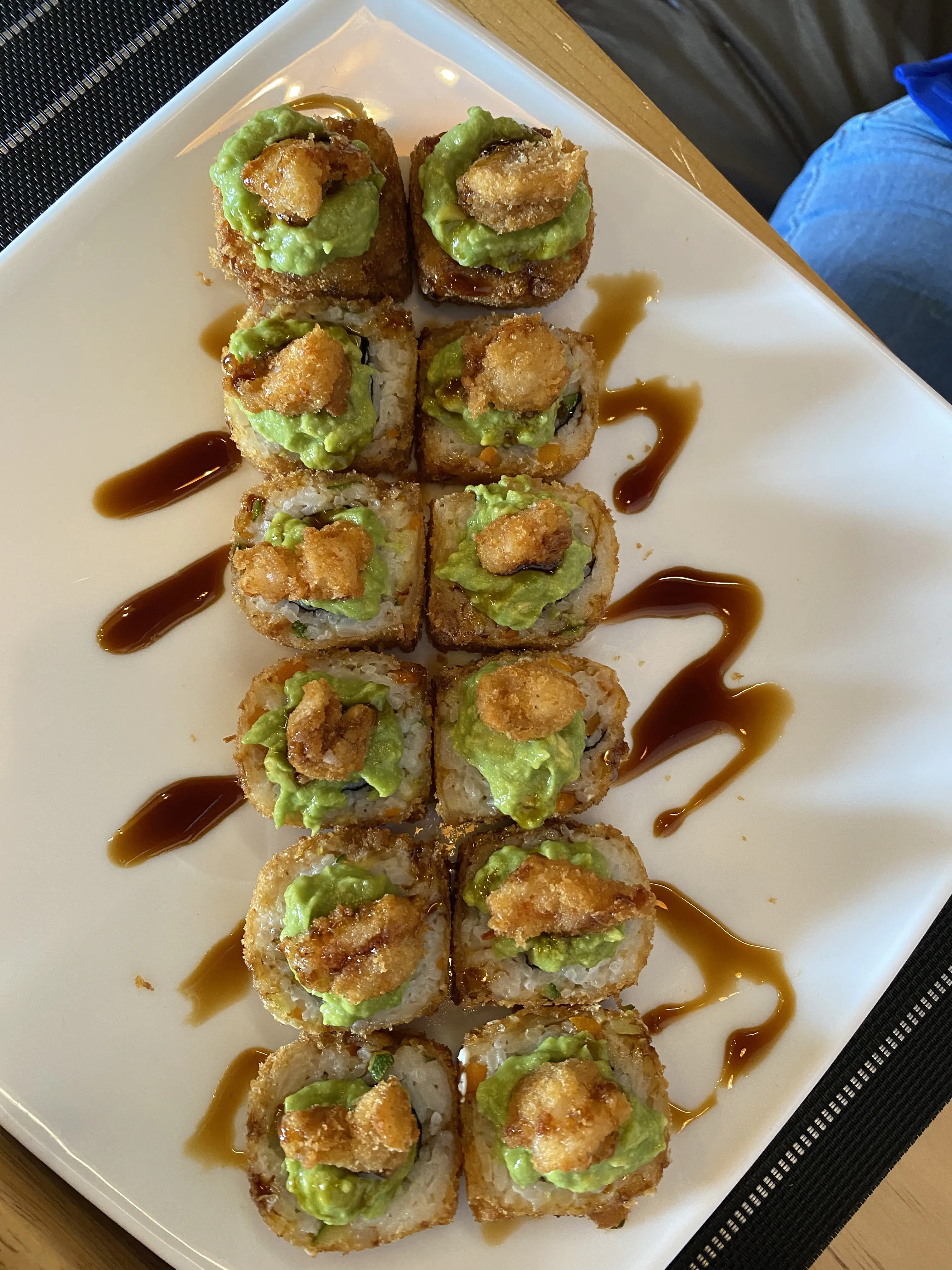 Loto Sushi & Beer image 8