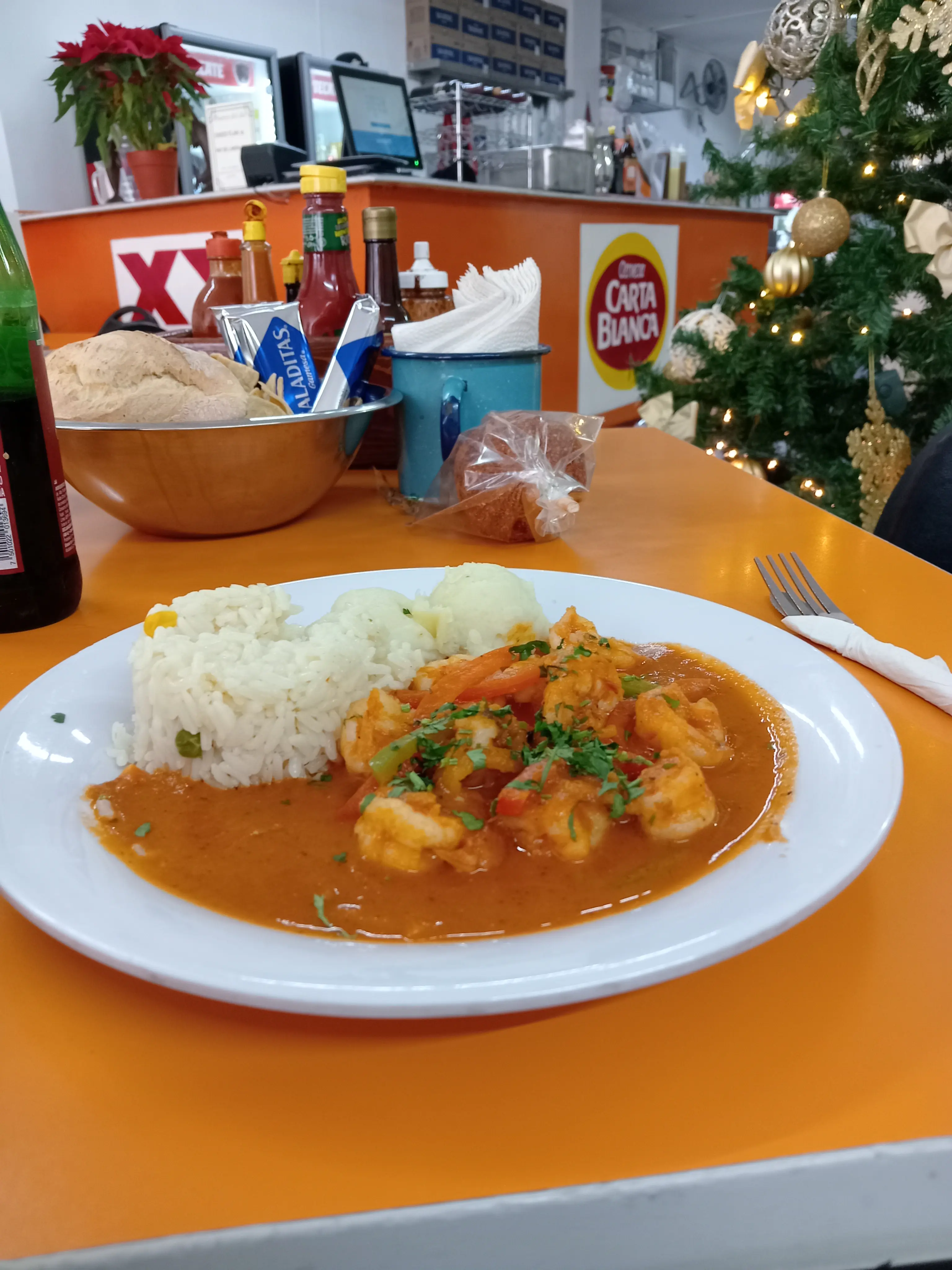 Mariscos El Aliviane image 3