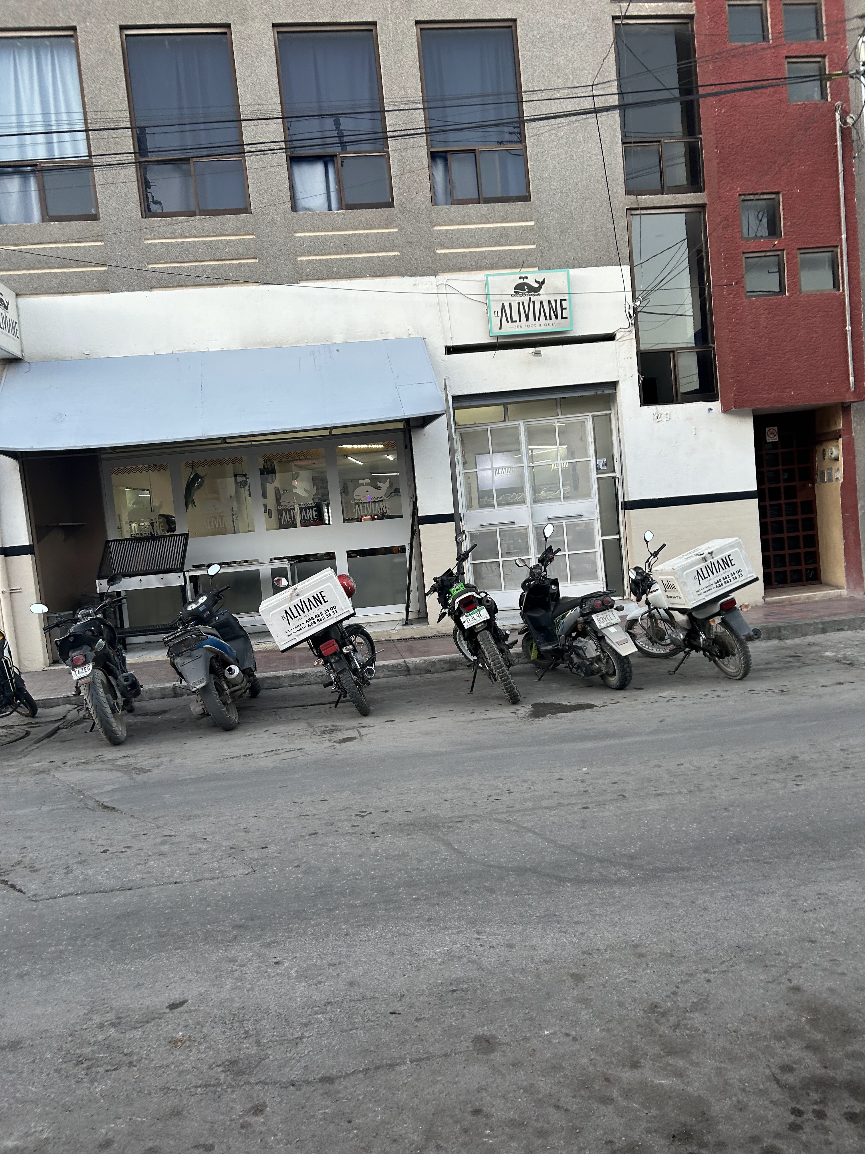 Mariscos El Aliviane image 5