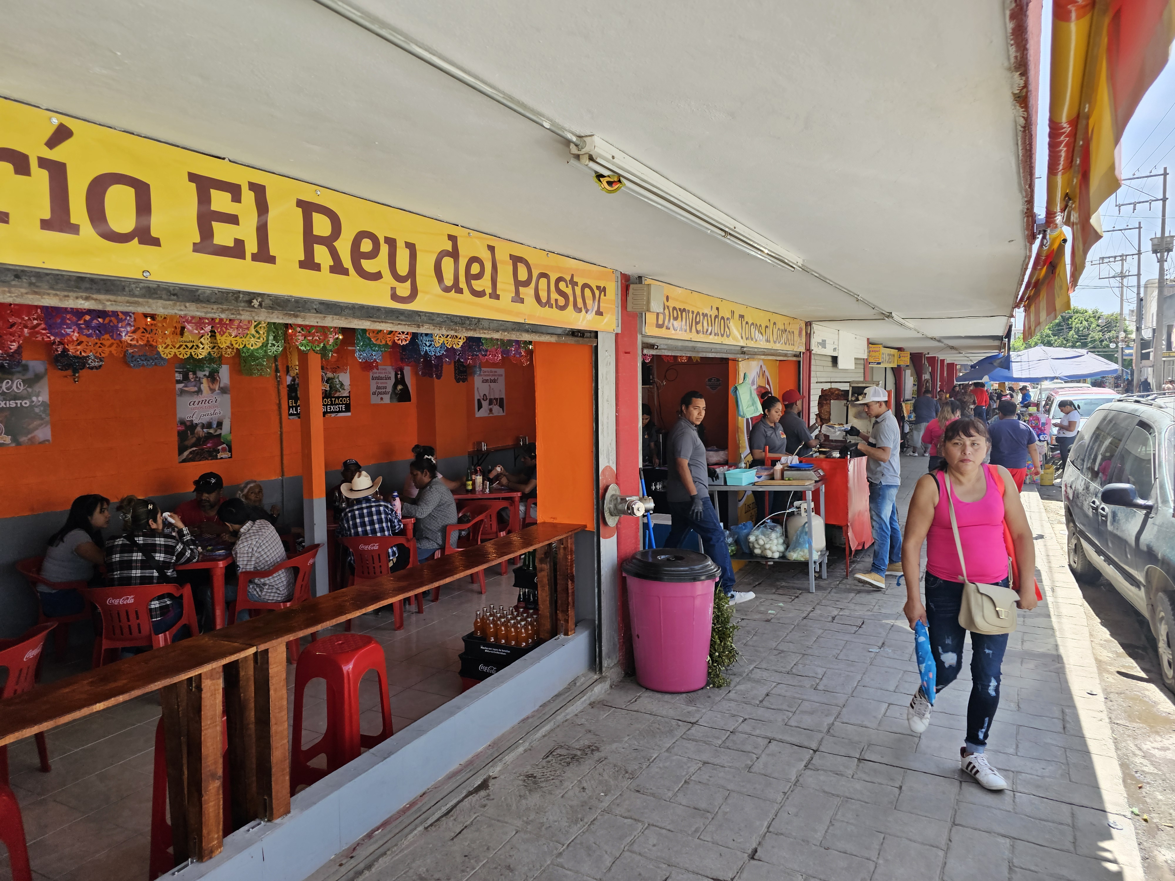 Taqueria El Rey del Pastor image 1