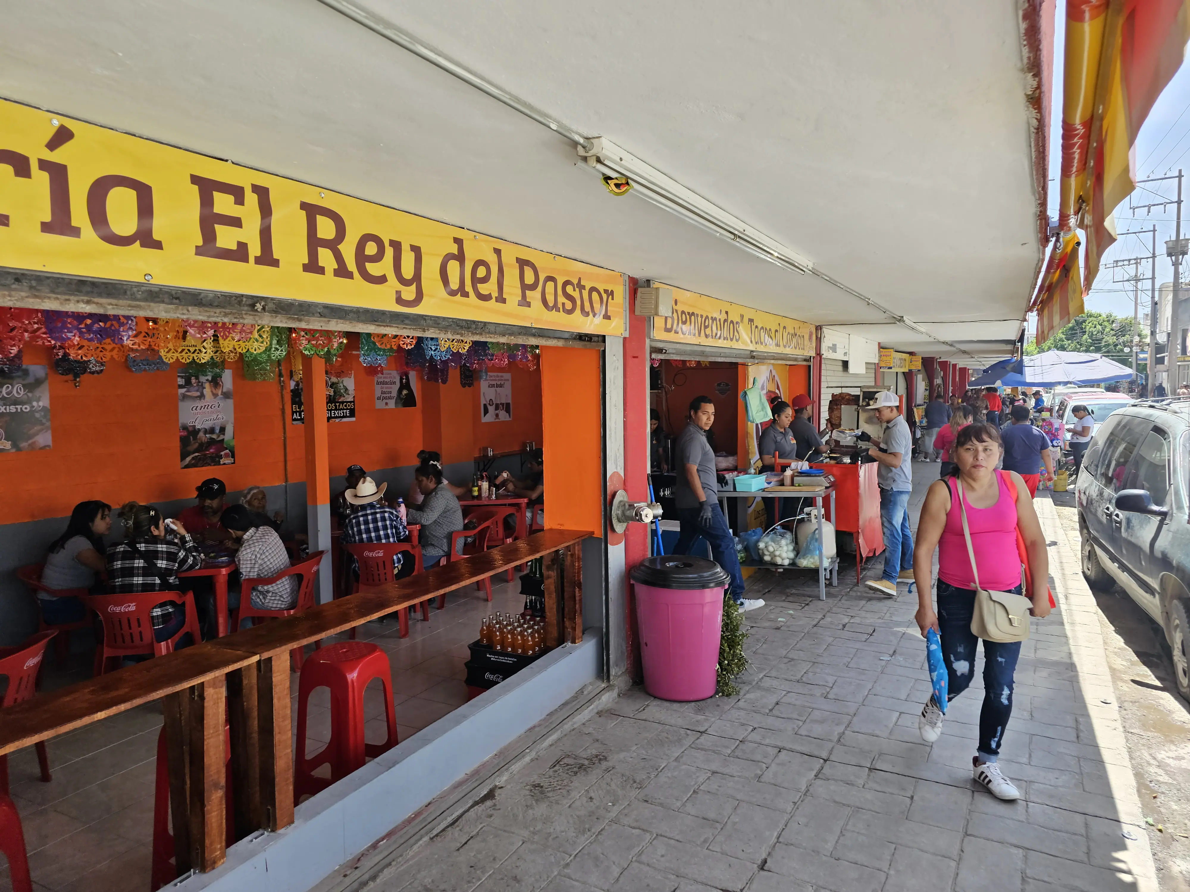 Taqueria El Rey del Pastor image 1