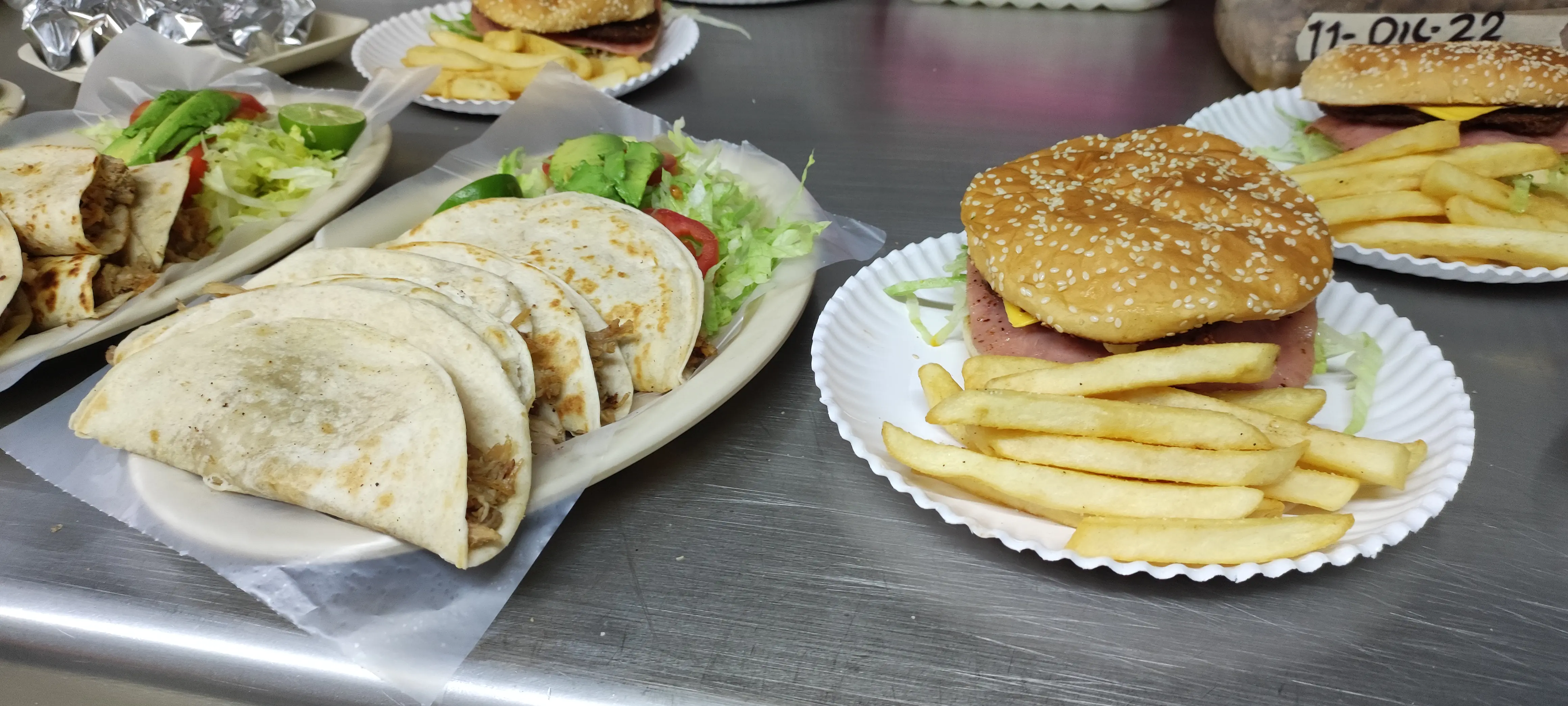 Paletería La Michoacana Restaurante image 5