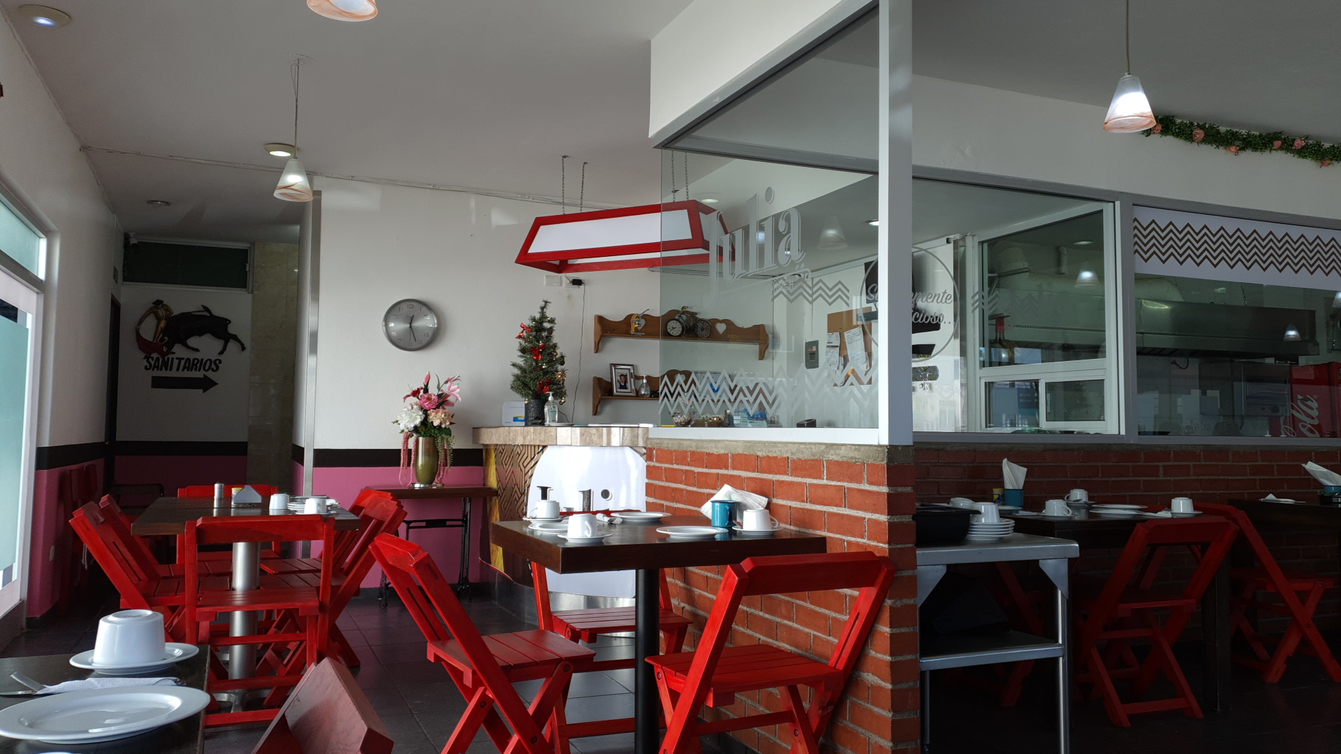 Julia Desayunos y Brunch image 1