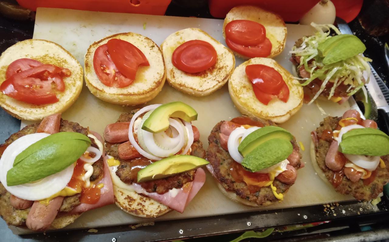 El Pingüino image 5