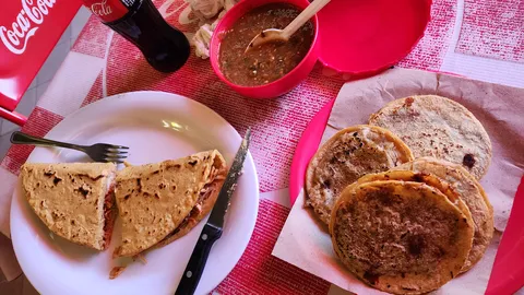 Gorditas La Doña image 6