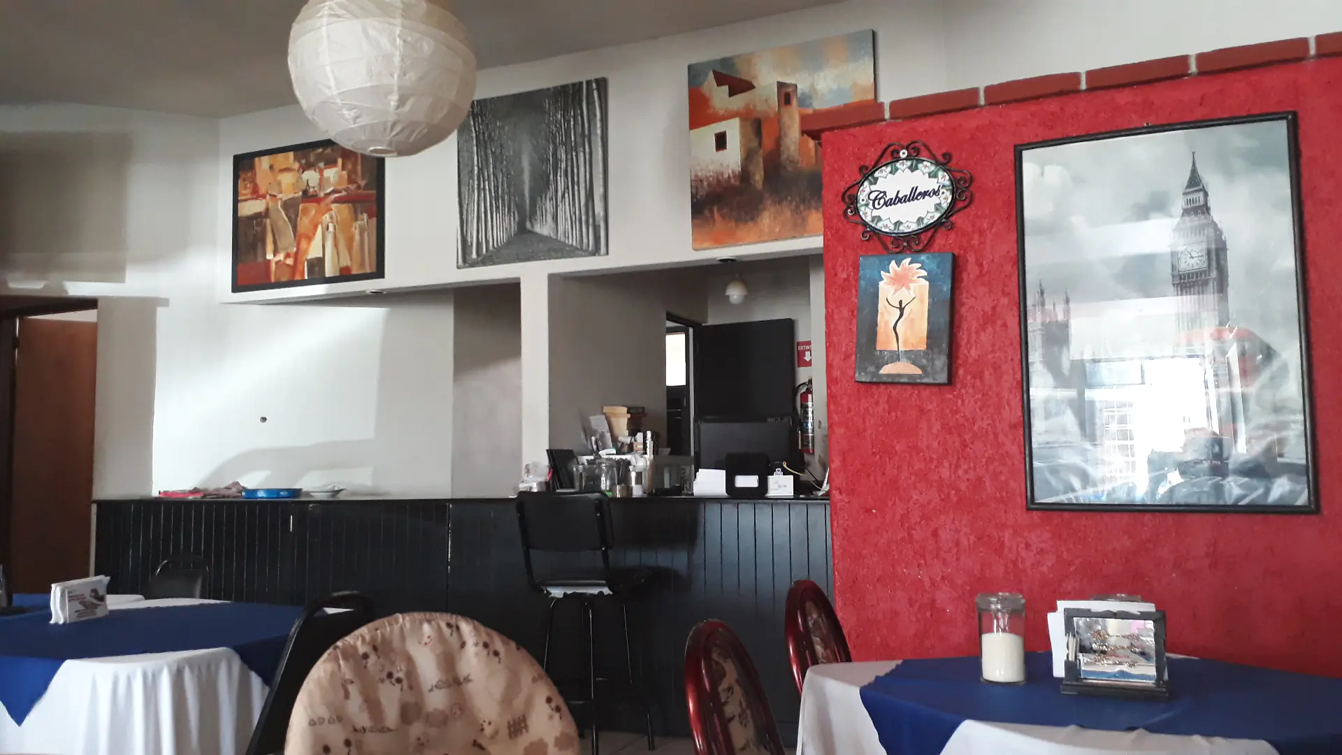 La Laguna Restaurant image 3