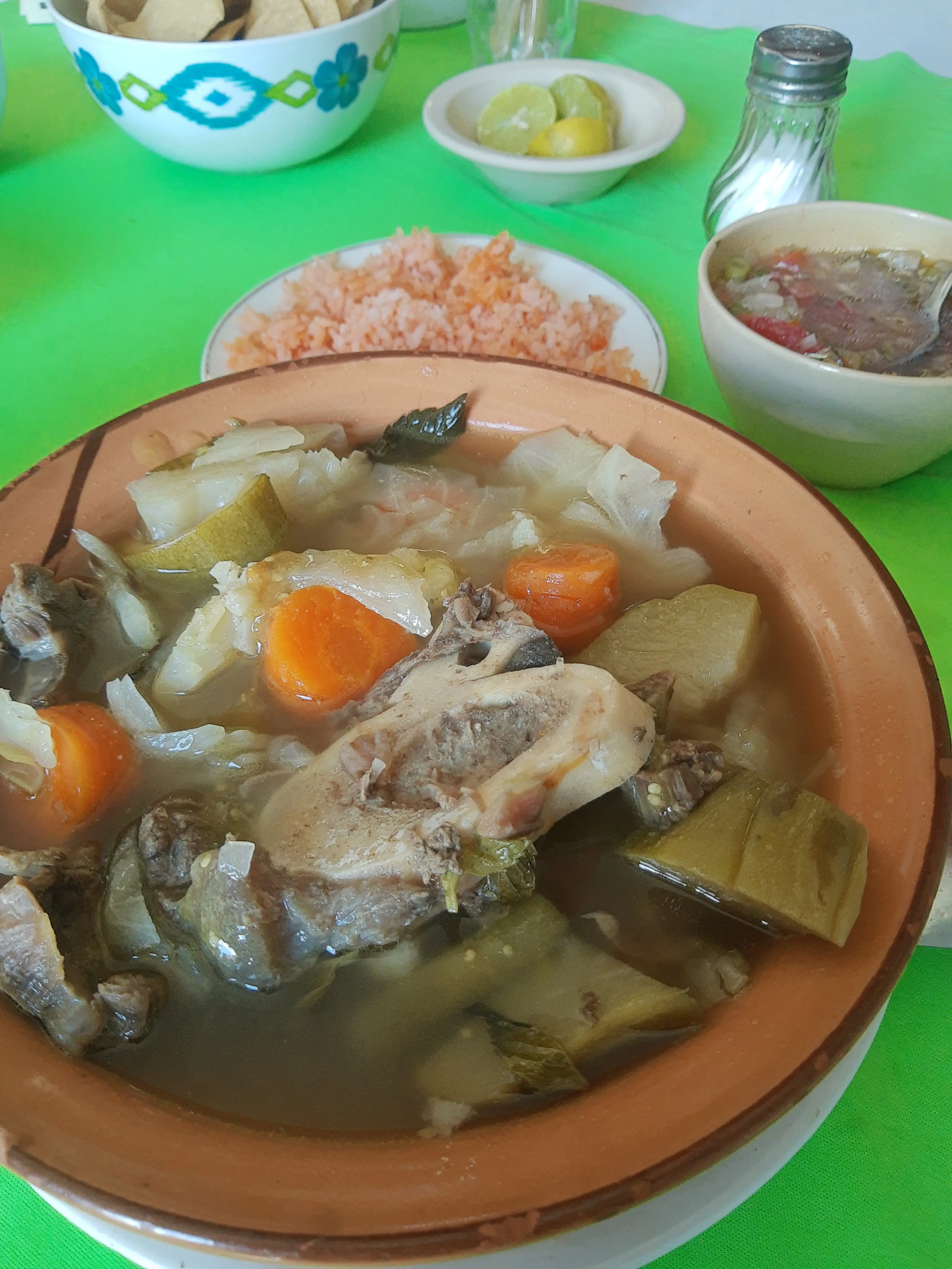 La Laguna Restaurant image 8