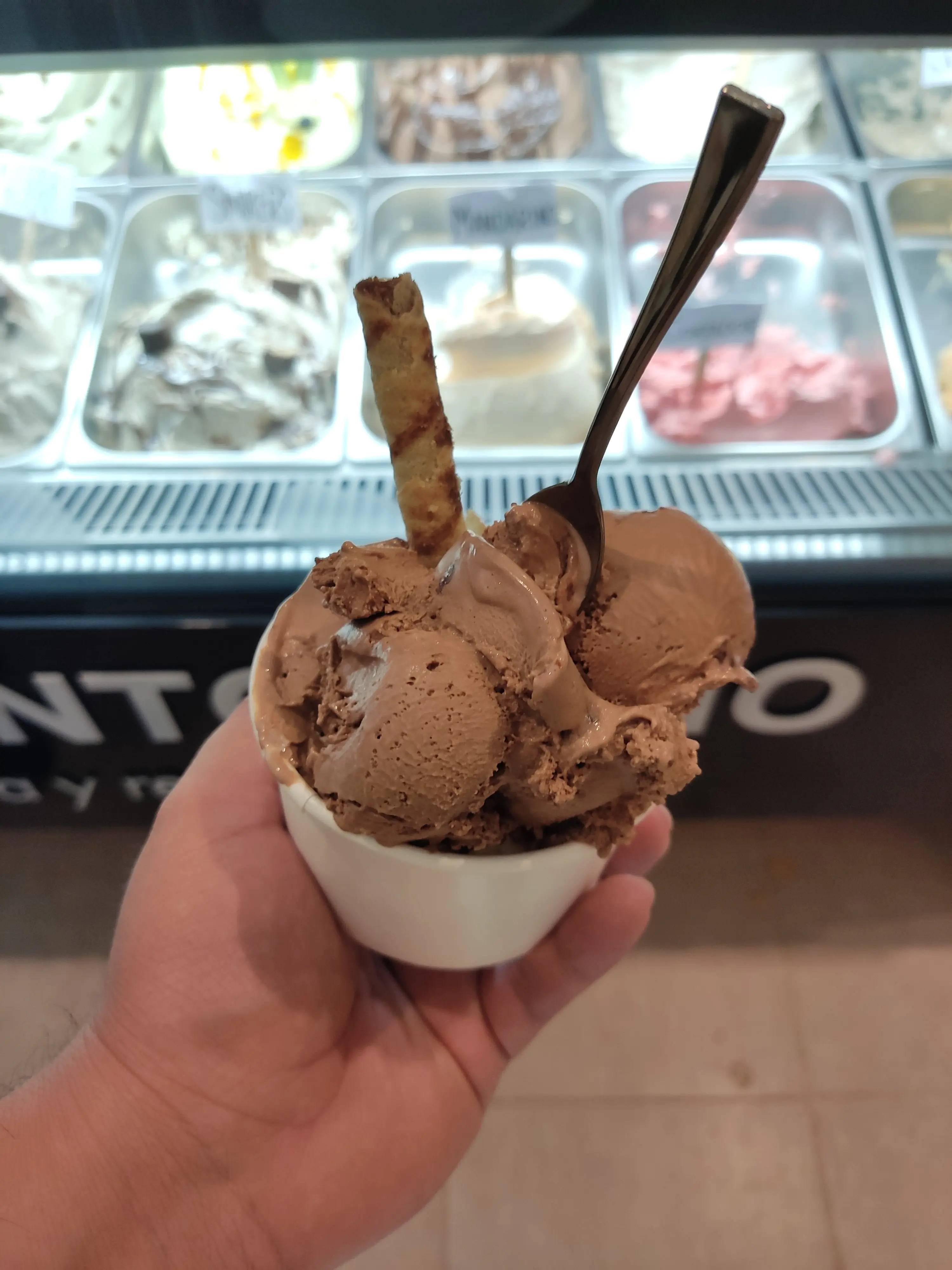 La Laguna Restaurant image 9