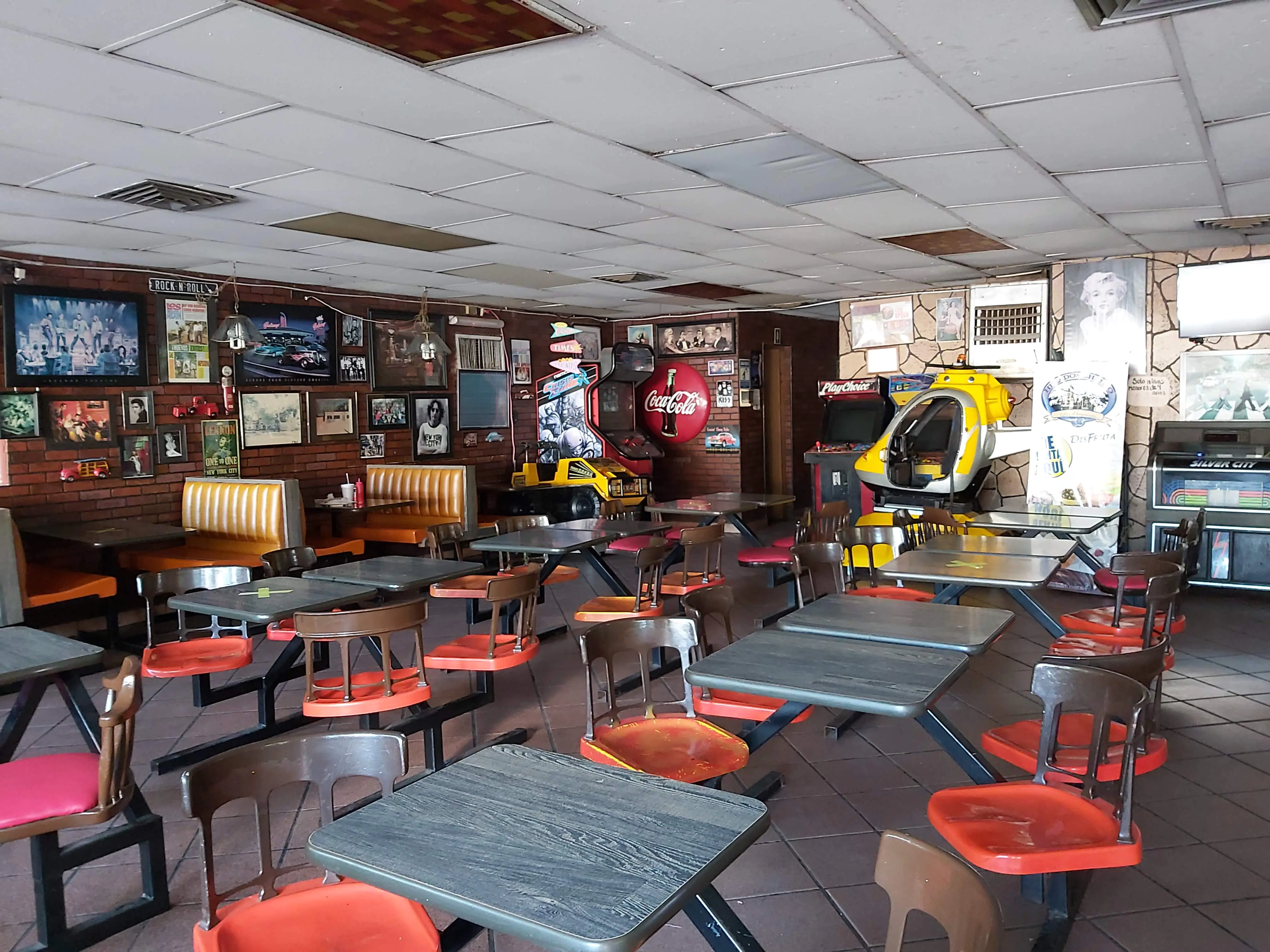 Alaska Drive Inn image 1