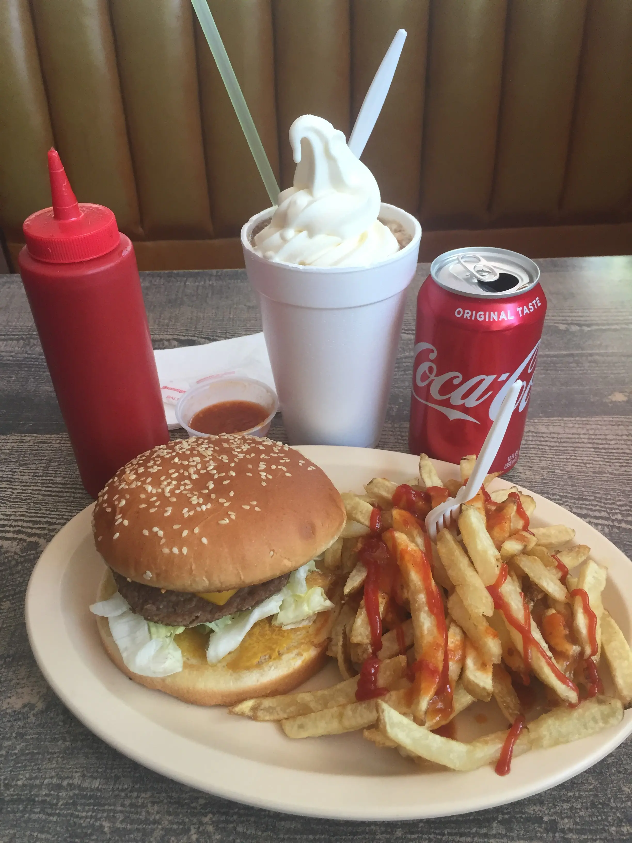 Alaska Drive Inn image 5