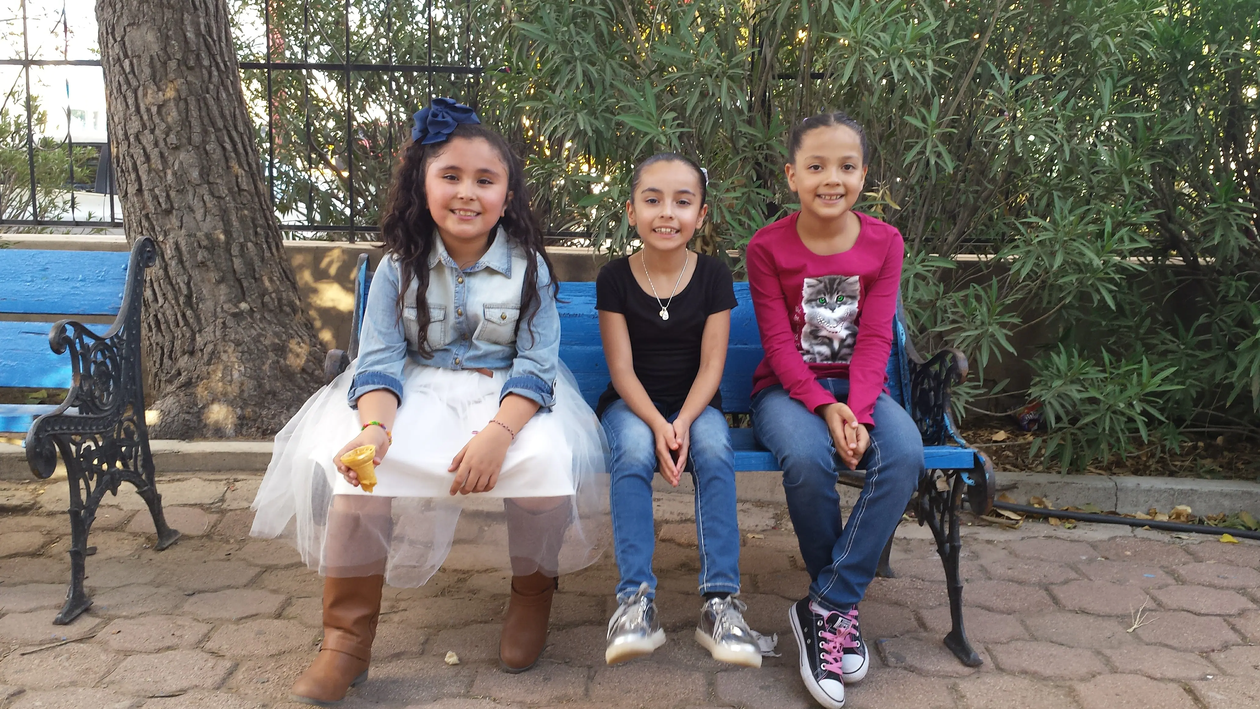 Alaska Drive Inn image 8