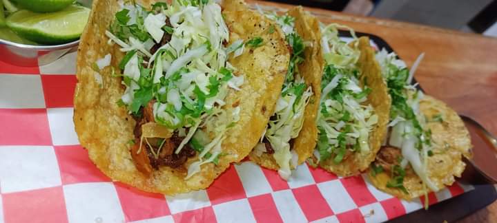 La Abeja Restaurante image 4