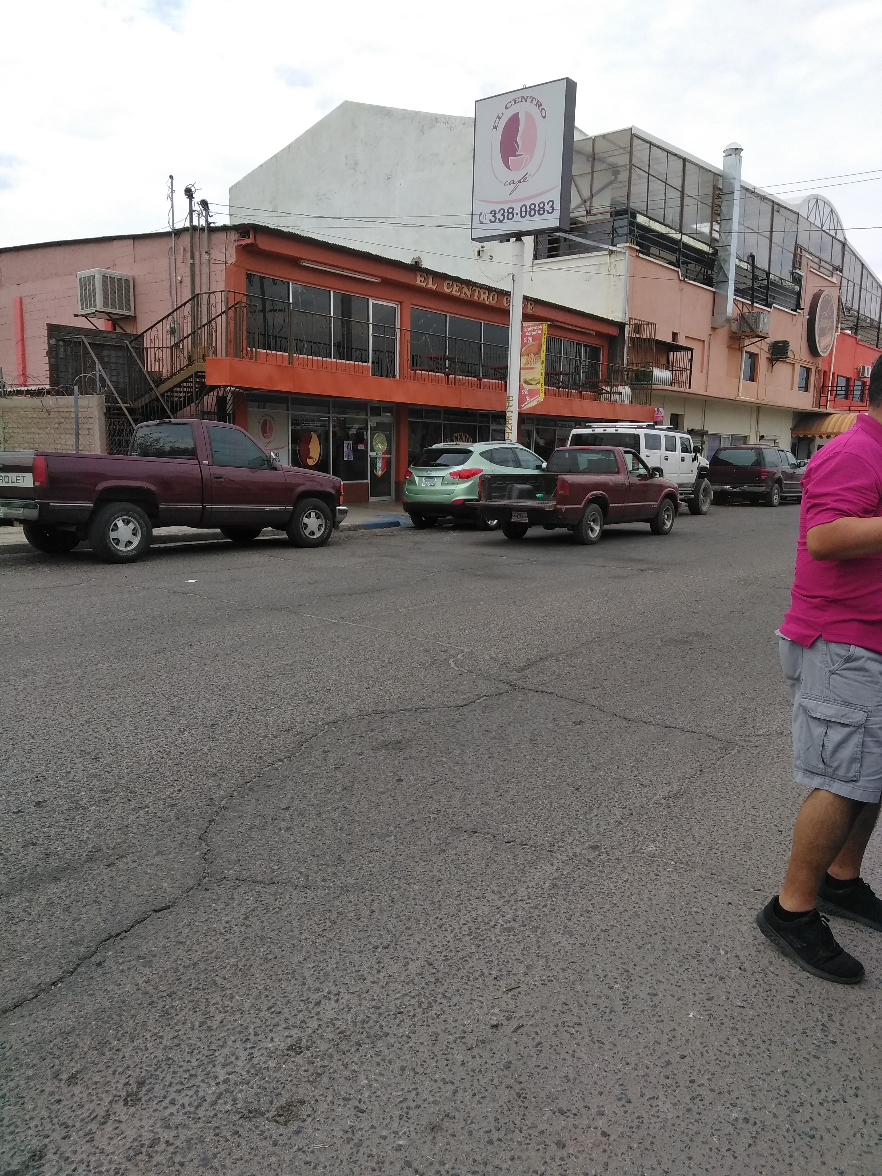 El centro cafe image 8