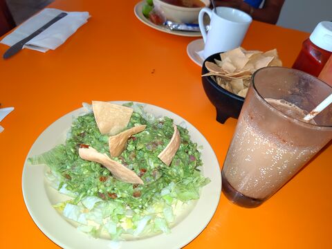 El centro cafe image 9