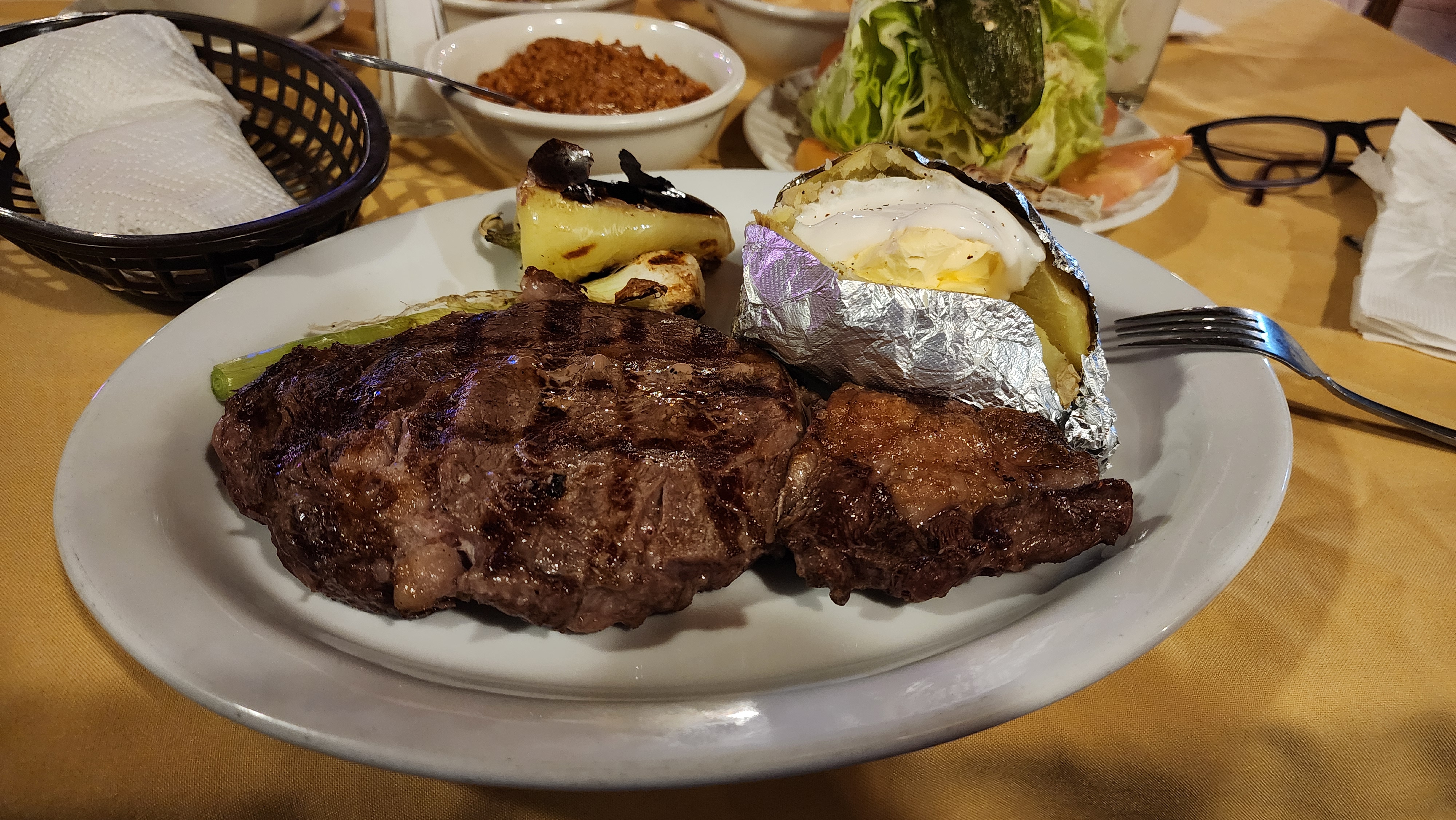 Bonanza's Steak House Bar image 5