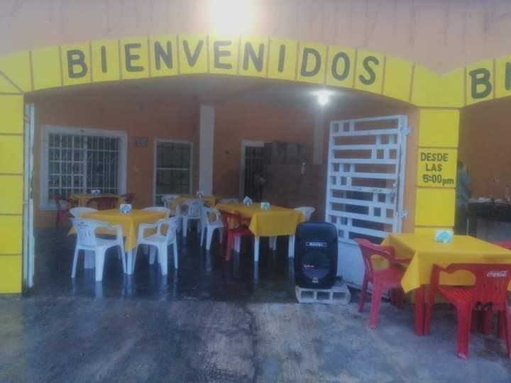 Taquería y Pizzería Palenque image 4