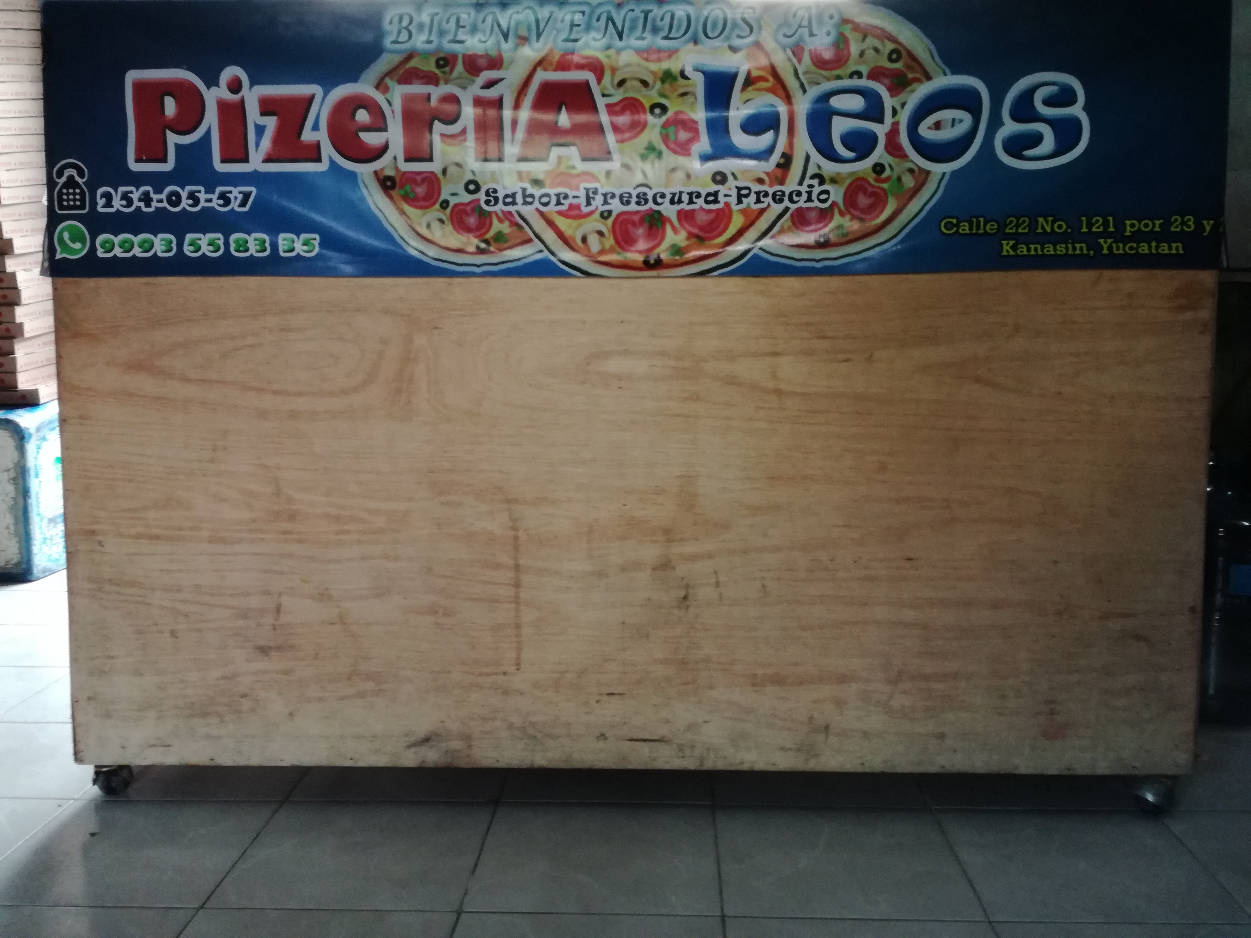 Leos Pizza image 8