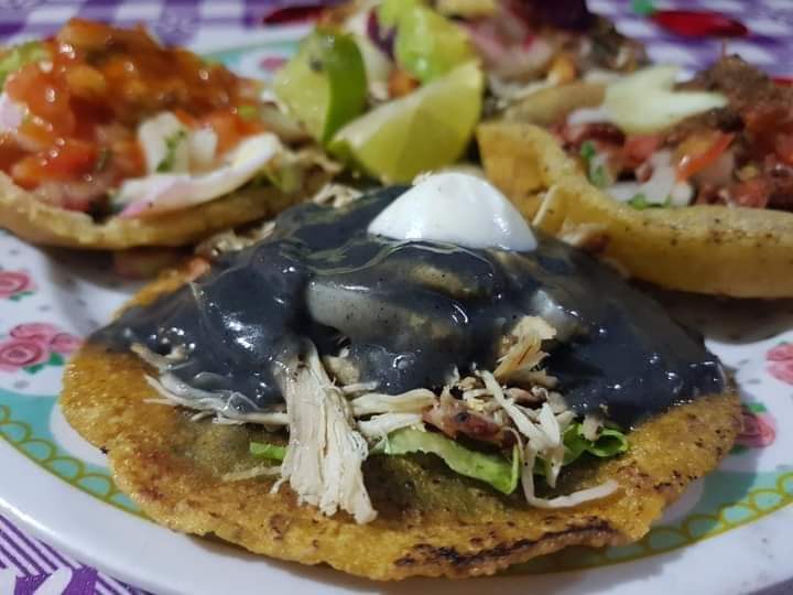 Mini loncheria las tías image 1