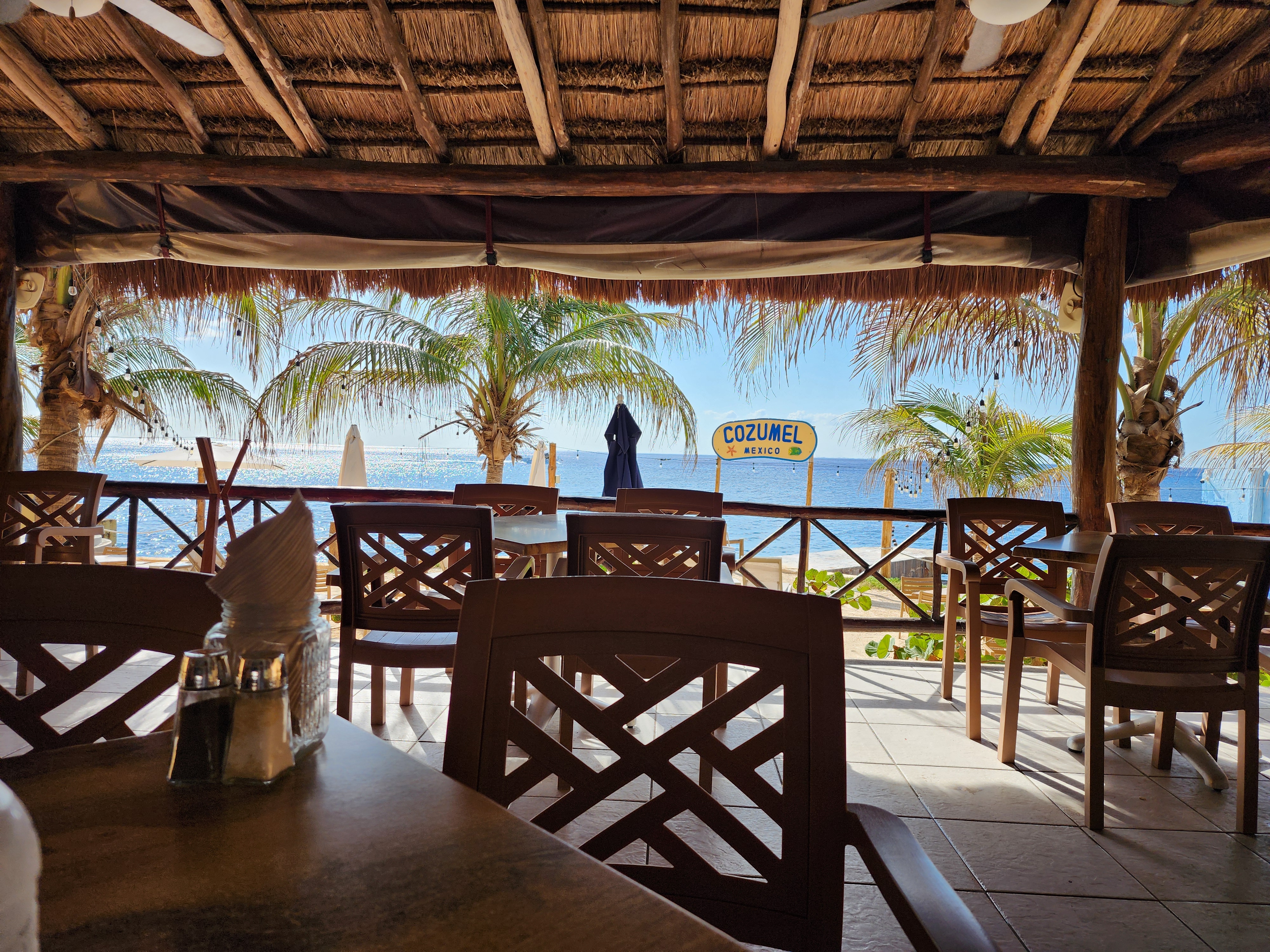 Jeanie's Restaurant & Beach image 8