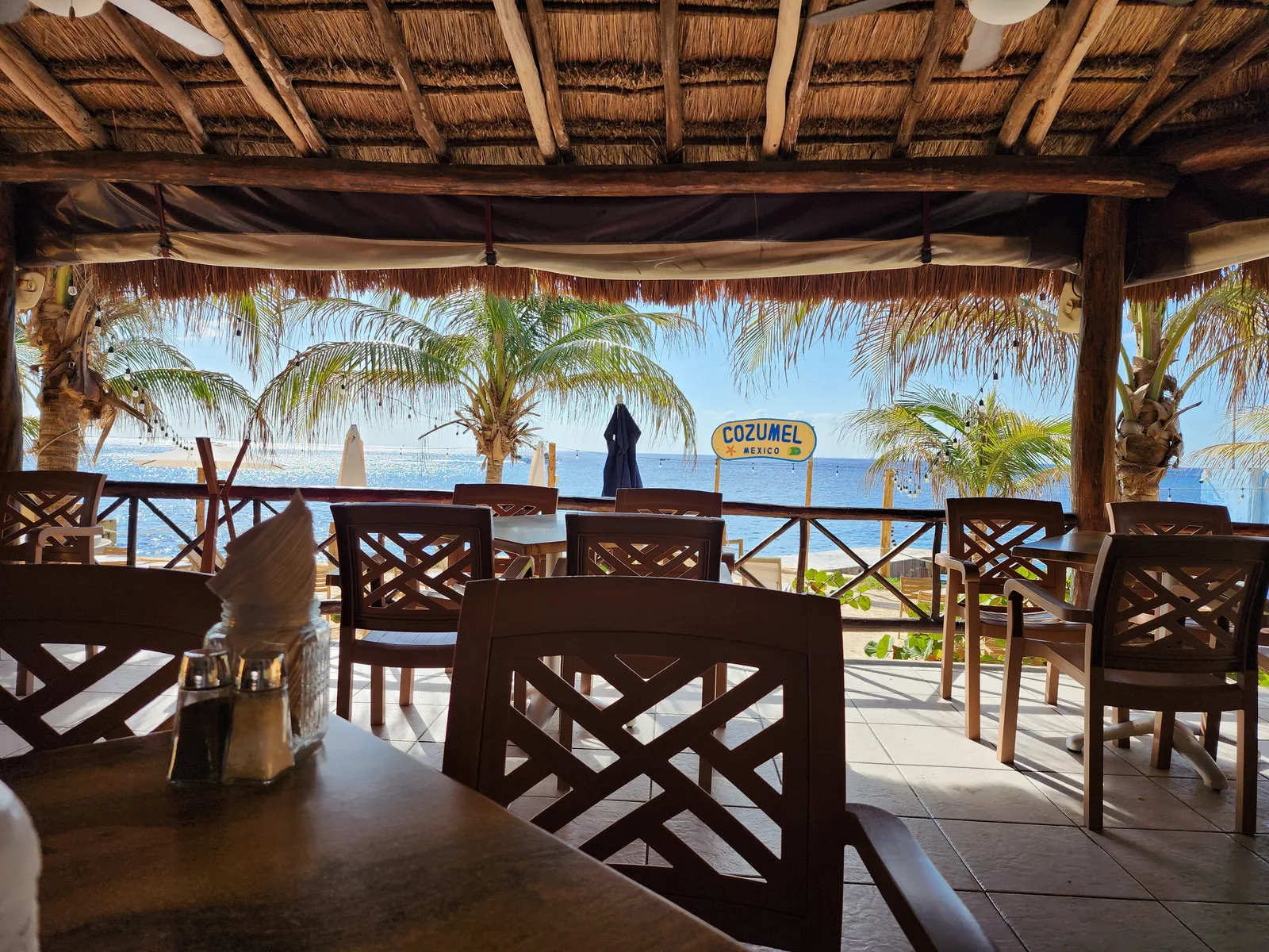 Jeanie's Restaurant & Beach image 8