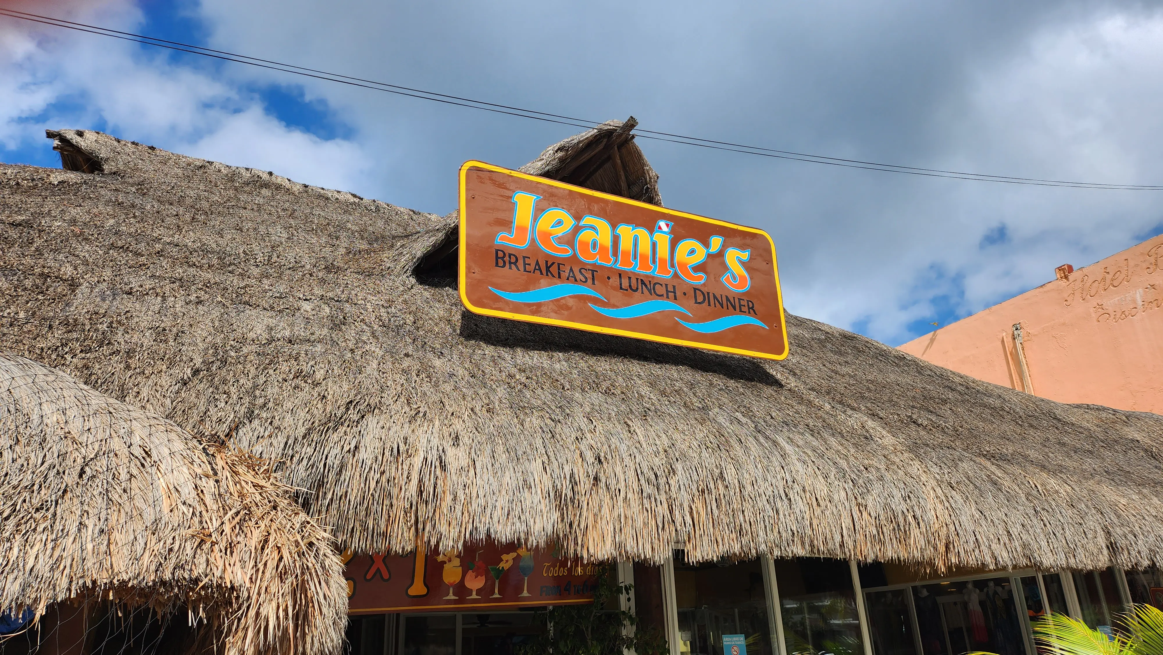 Jeanie's Restaurant & Beach image 10