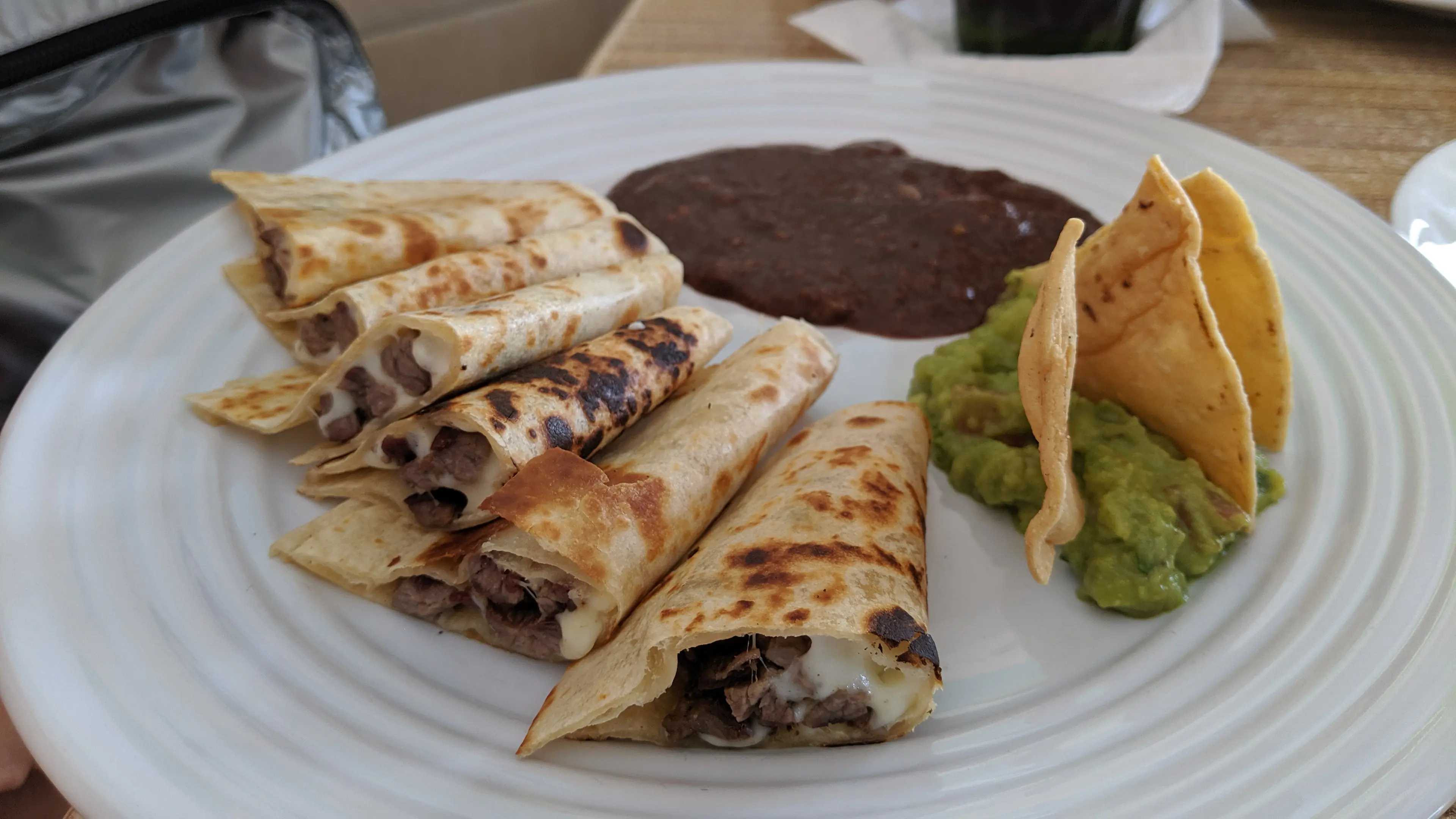 MARISCOS CAMILO'S image 9