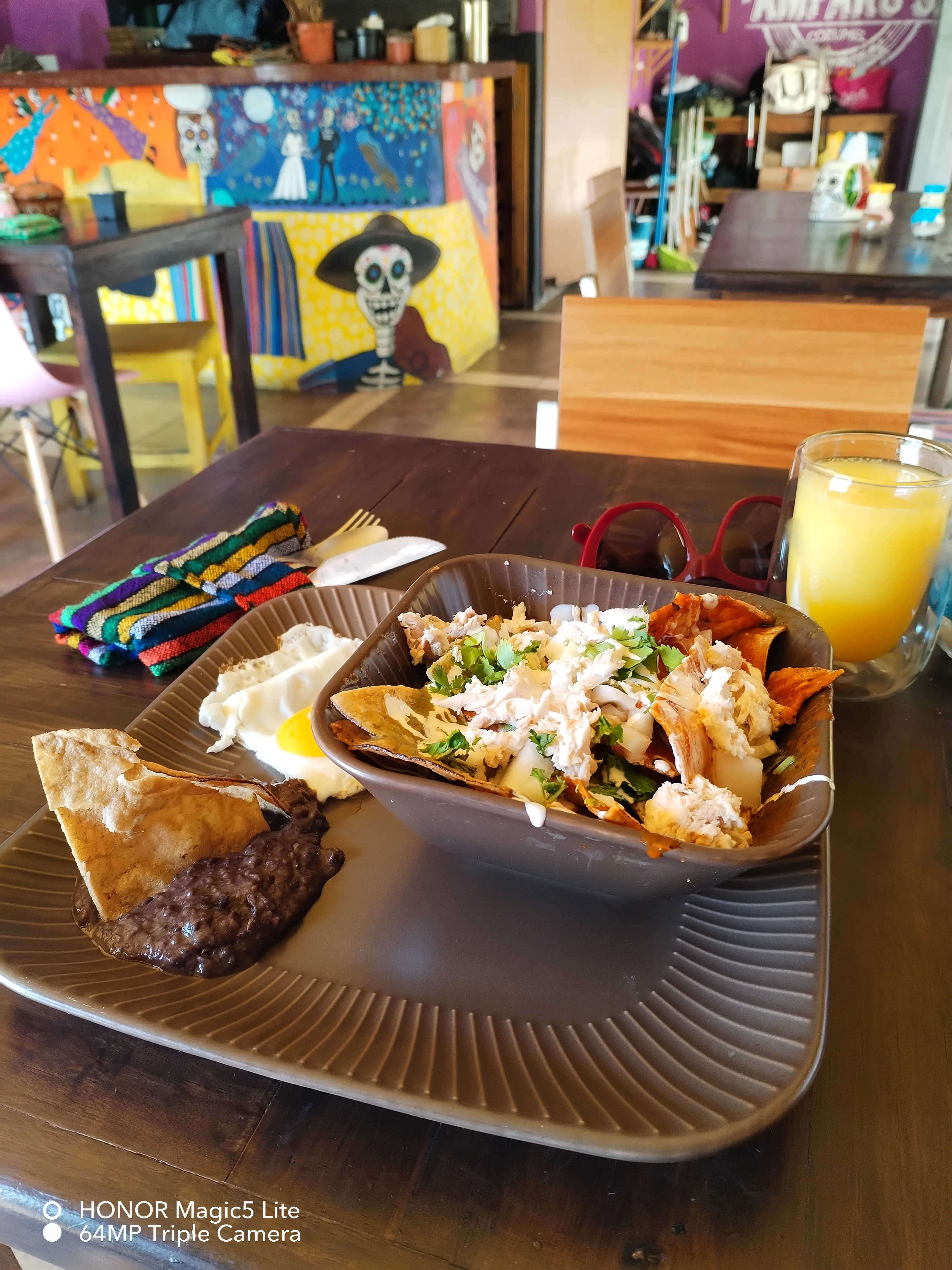 Amparo's Breakfast Bistro image 8