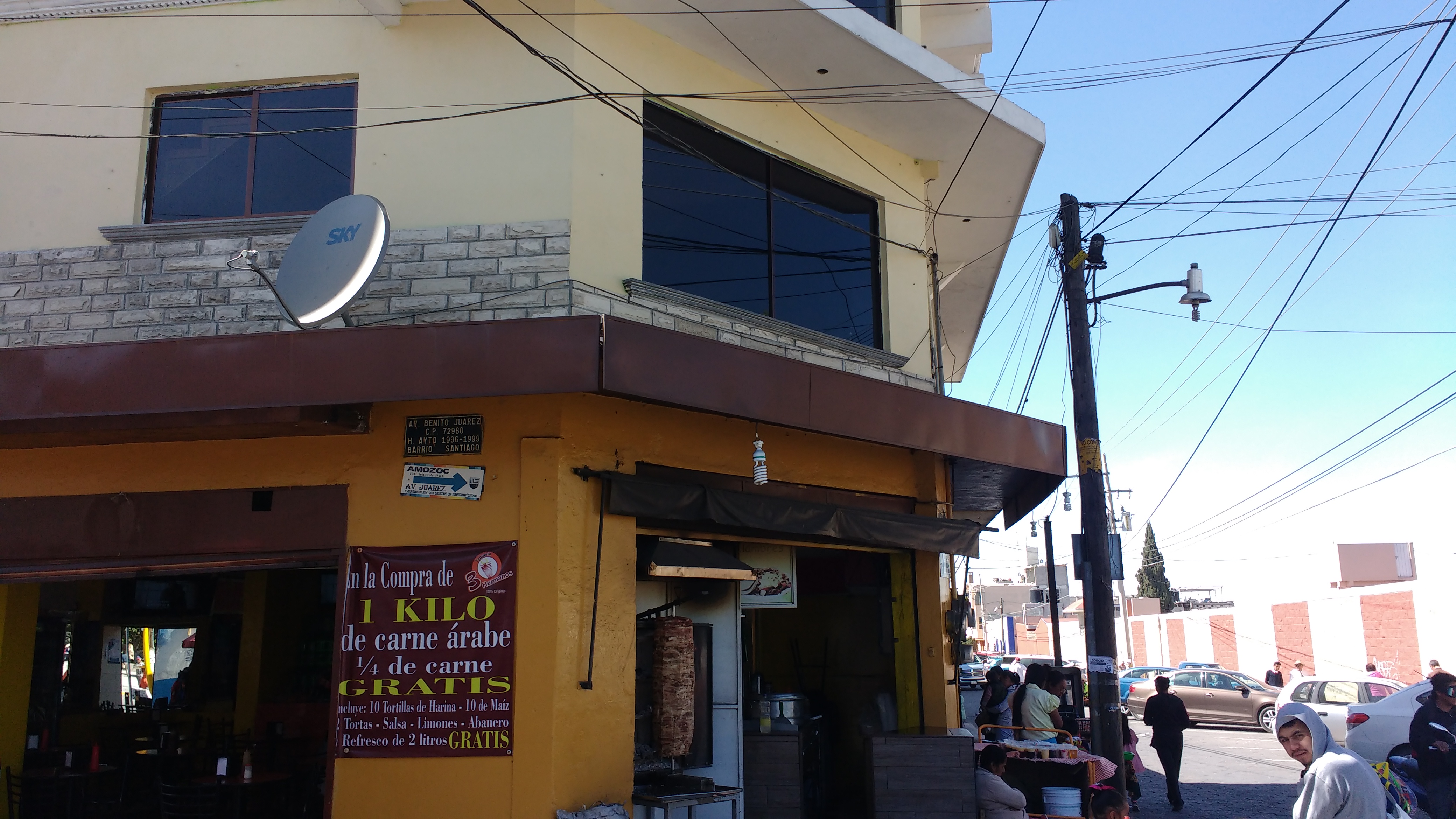 Taqueria 3 Hermanos image 6