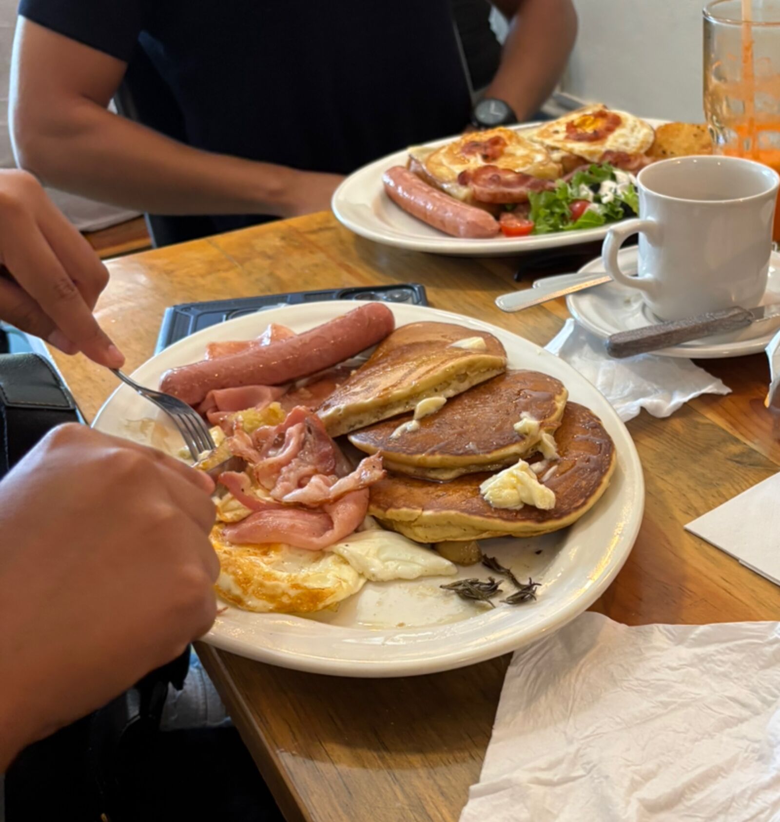 7:15 brunch image 4