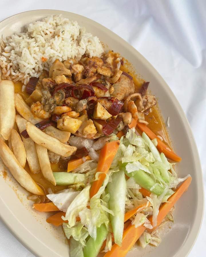 La Pasadita (Mariscos) image 9