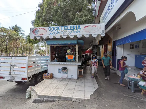 Coctelería la Perla del Pacífico image 7