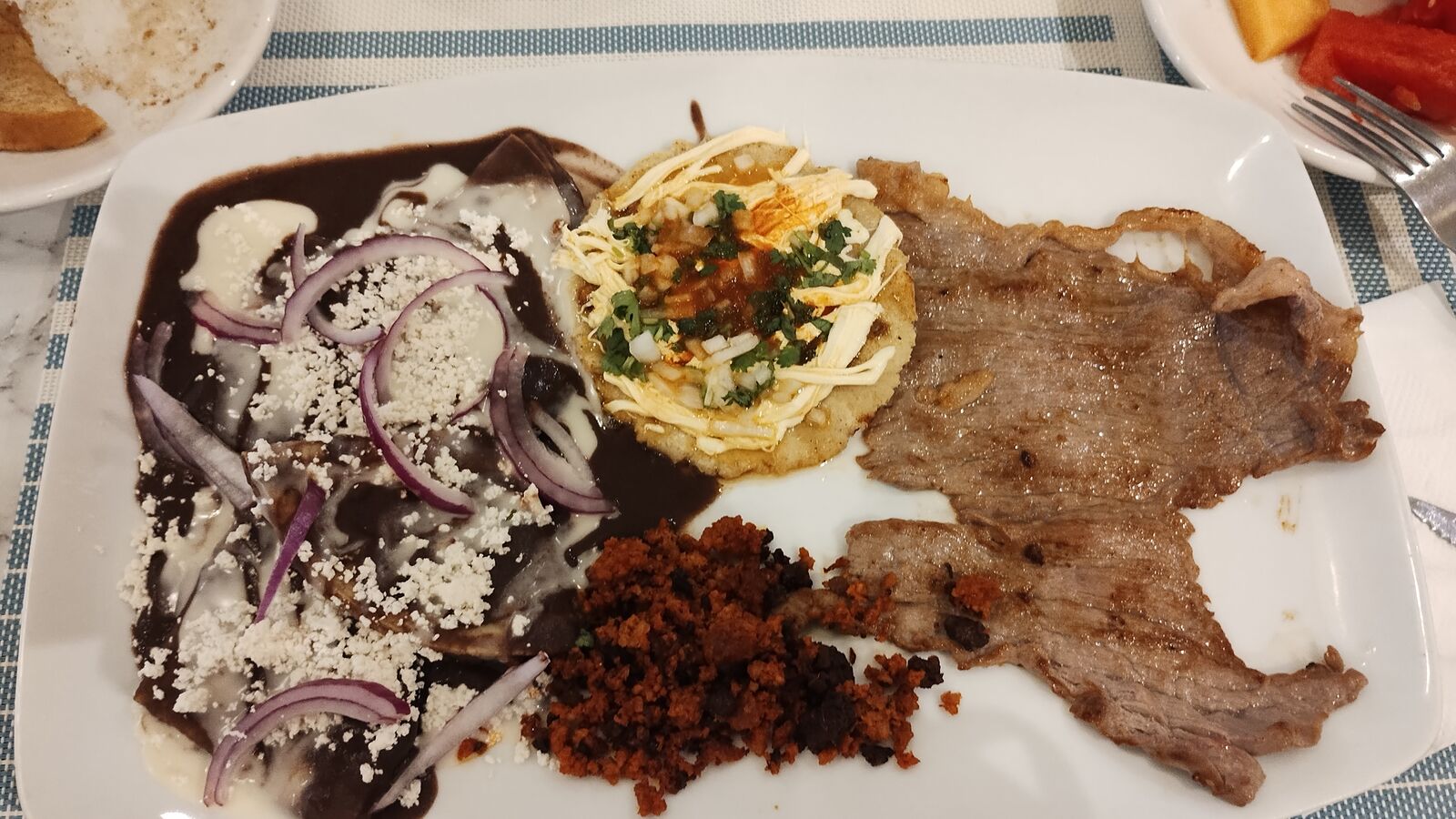 Restaurant Dinastía image 9