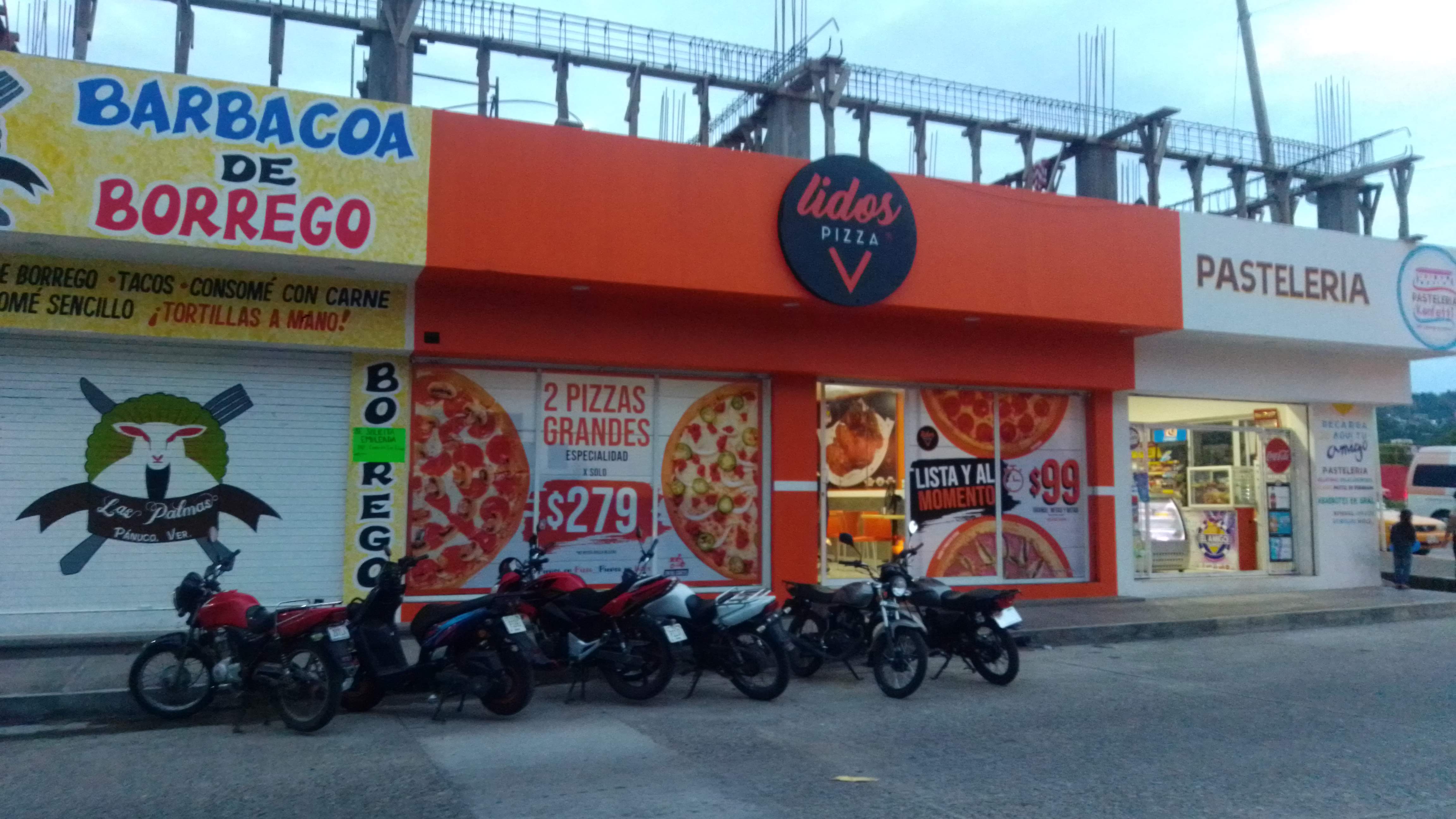 Lidos pizza image 7