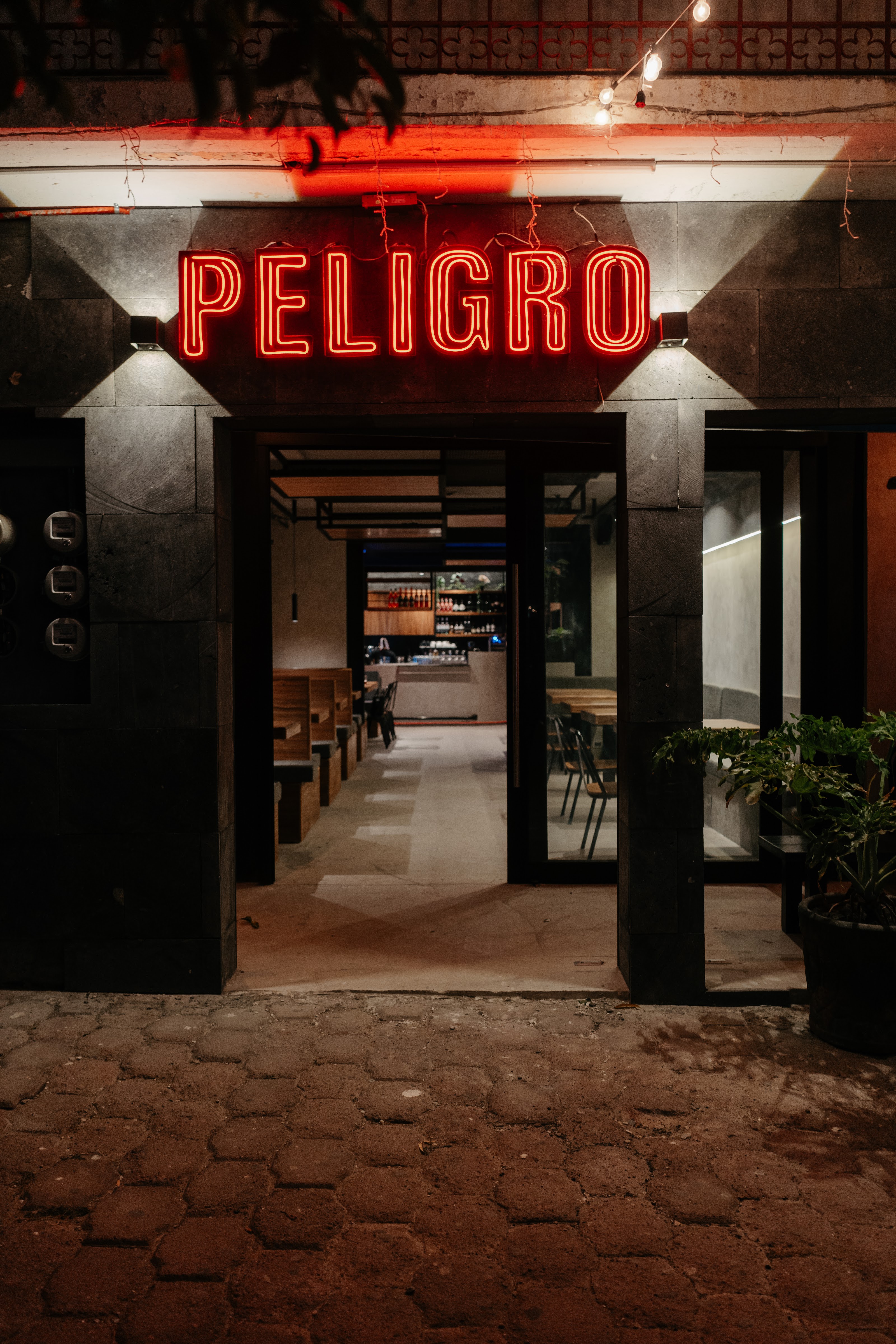 Peligro Pizzeria image 3