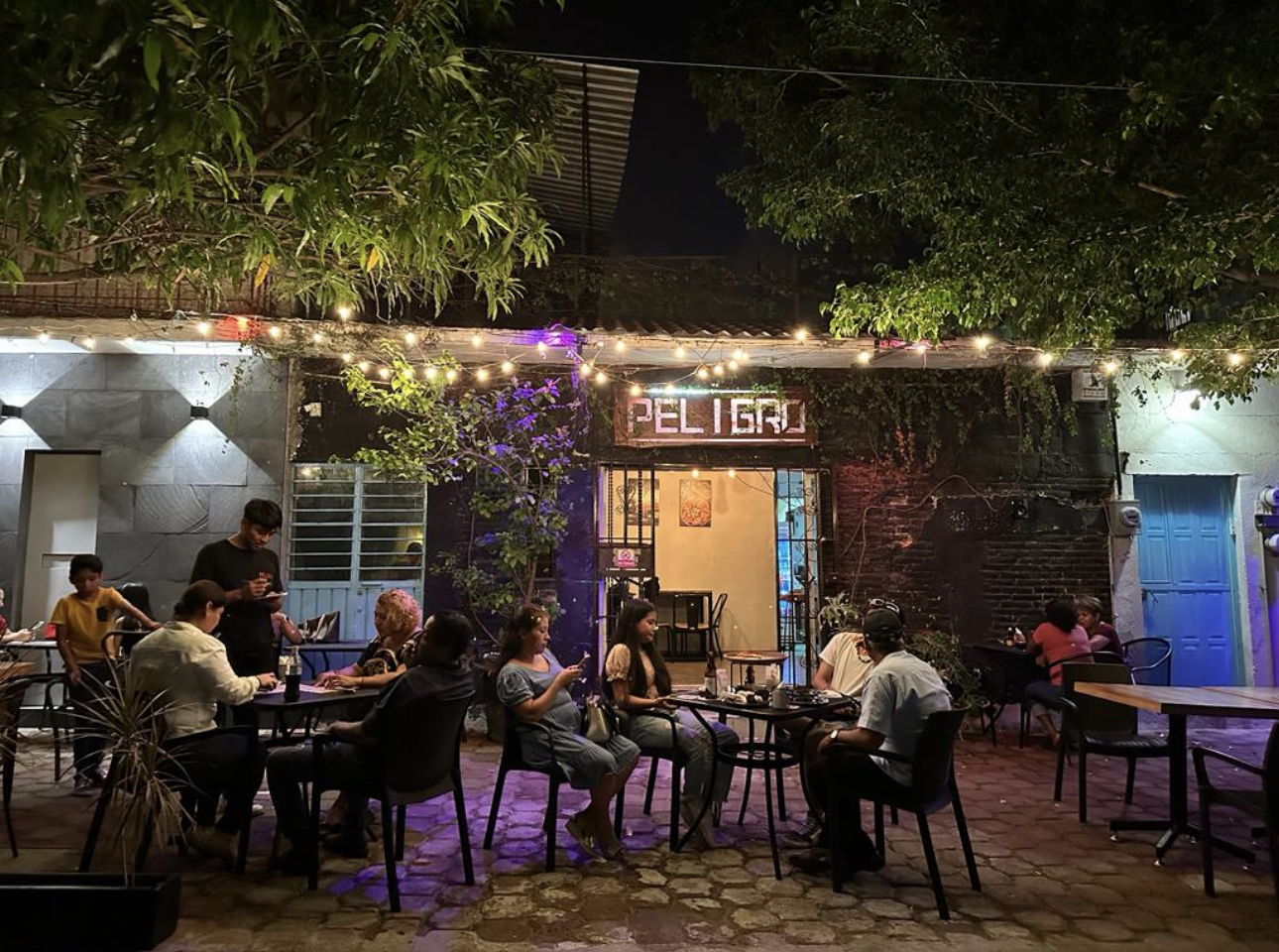 Peligro Pizzeria image 5