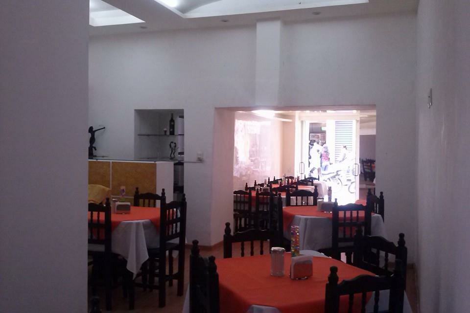 restaurant merlot image 4